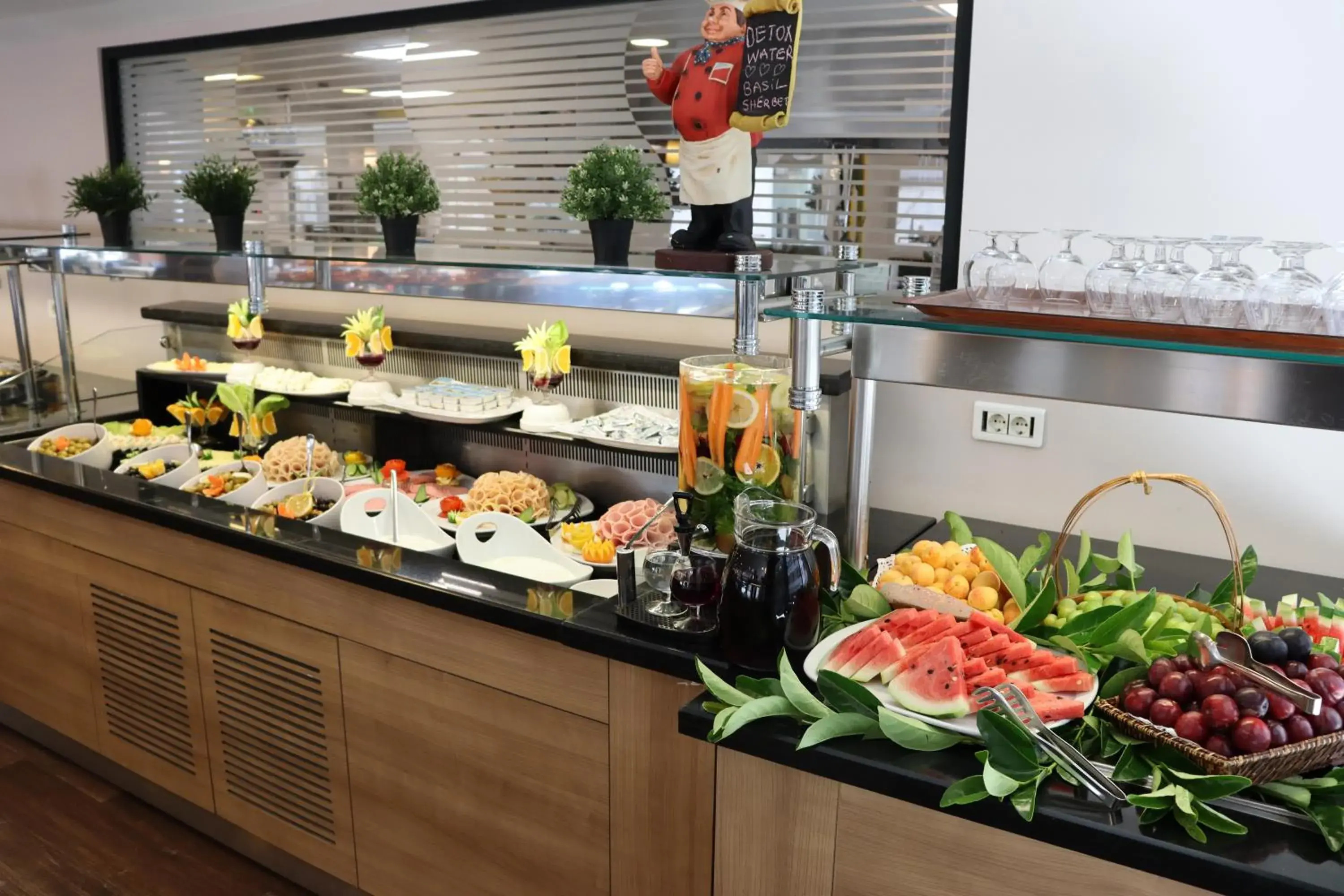 Breakfast in Riva Hotel Taksim Breakfast in Riva Hotel Taksim