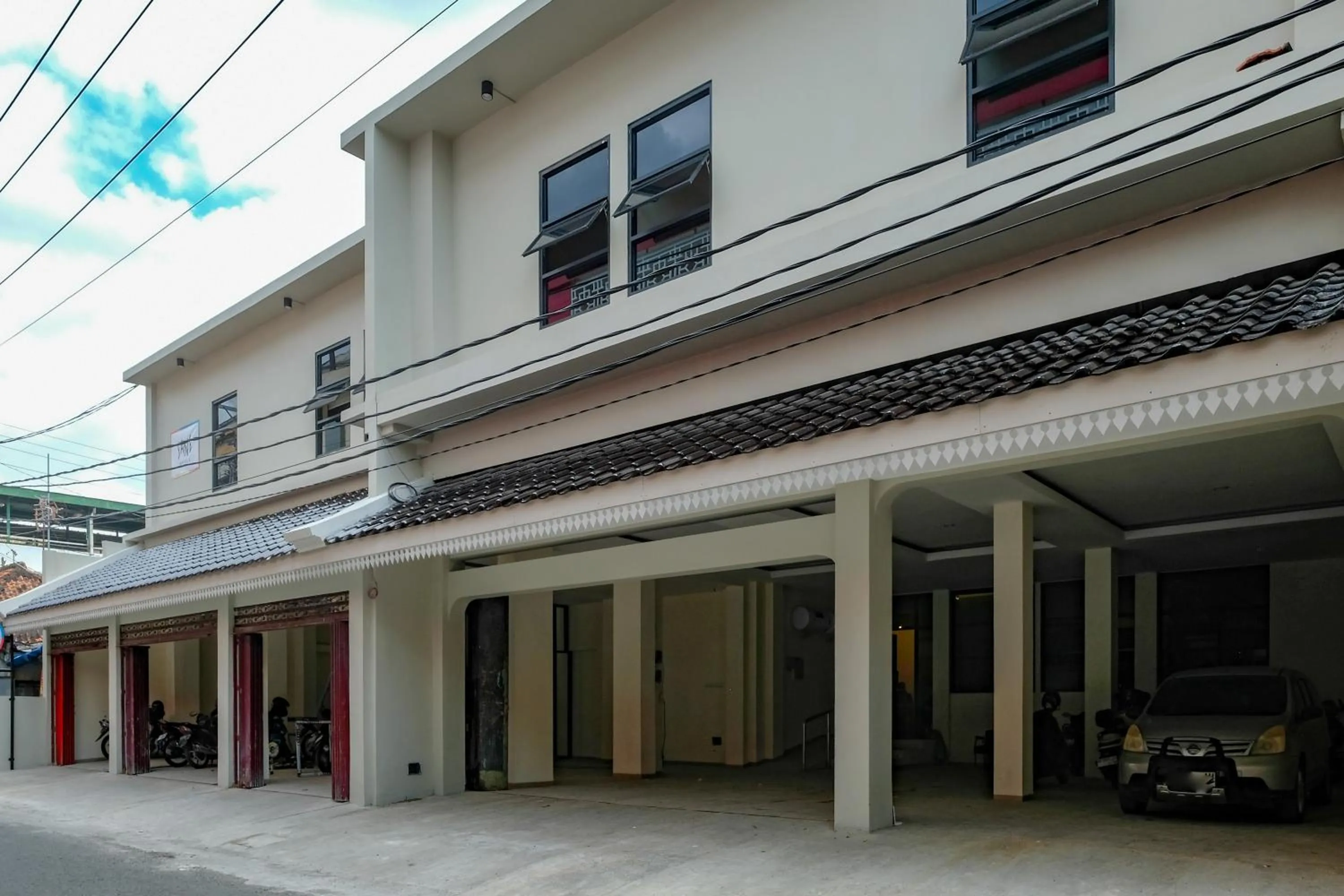 Property building in Sans Hotel Beskalan Malioboro