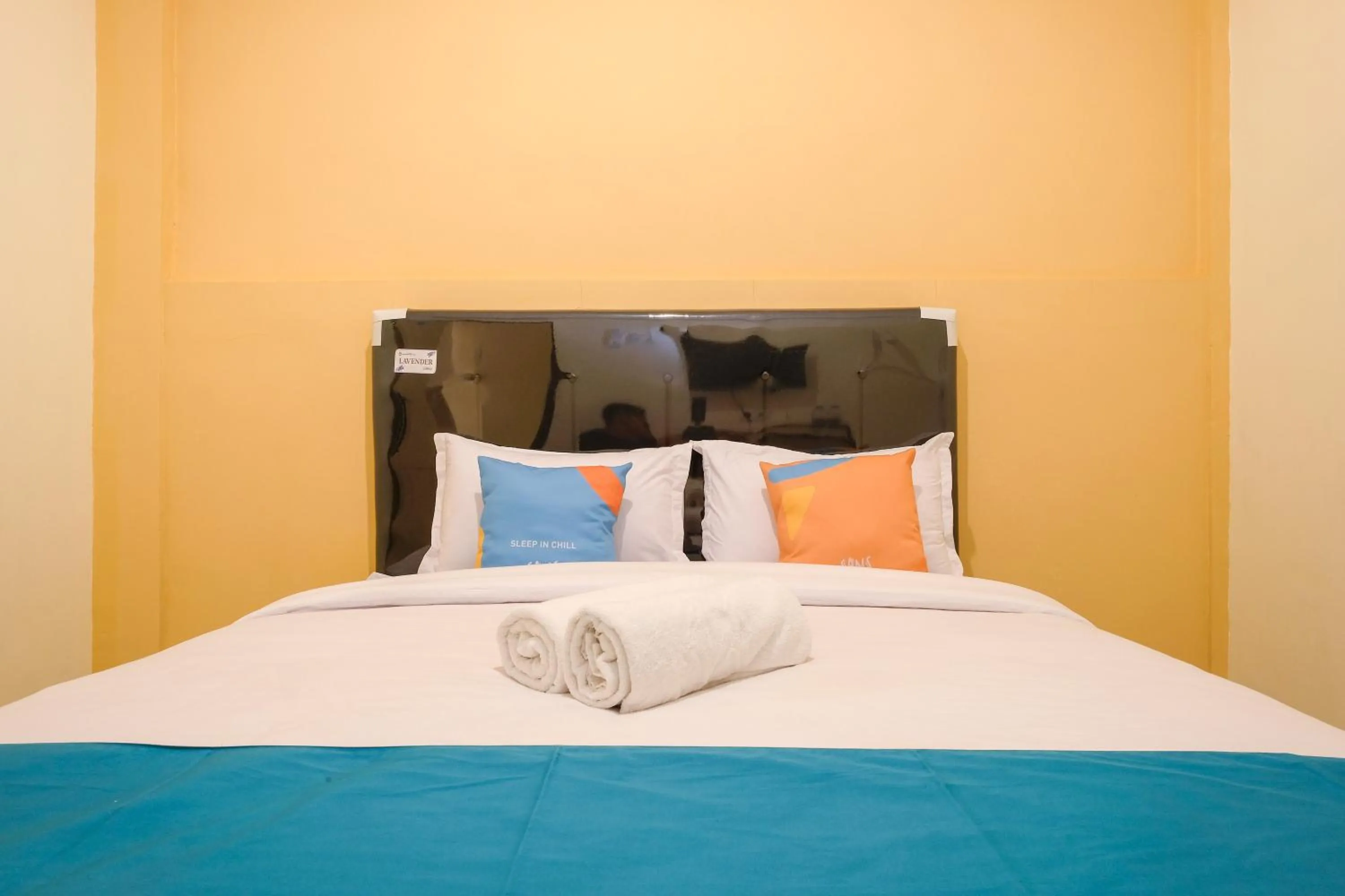 Bedroom, Bed in Sans Hotel Beskalan Malioboro