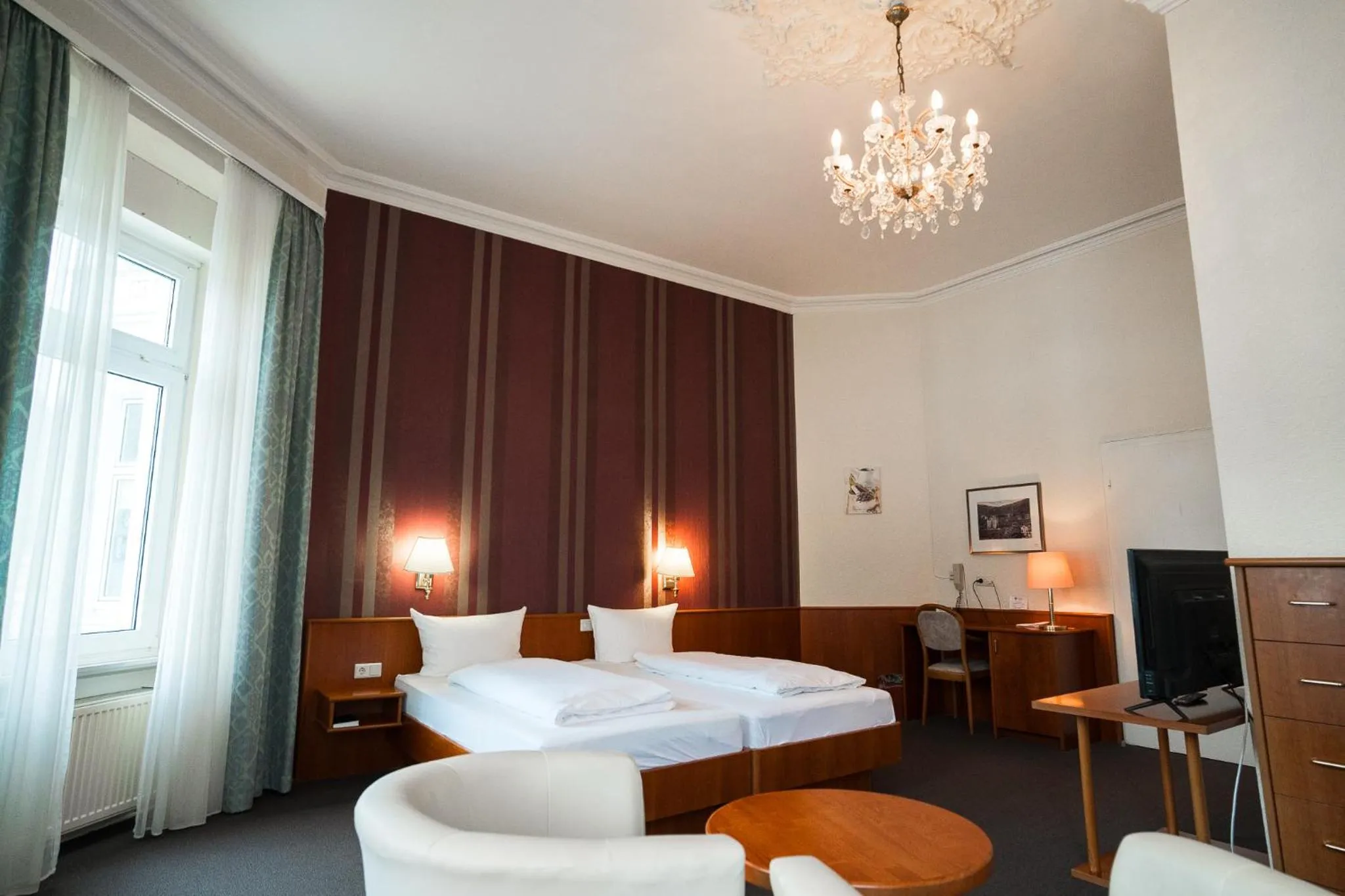 TV and multimedia, Bed in Trip Inn Parkhotel Bad Ems