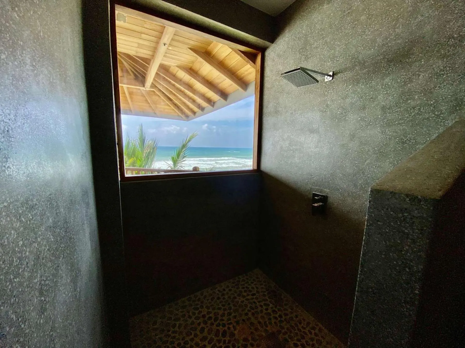 Shower in Coast 67 Boutique Hotel