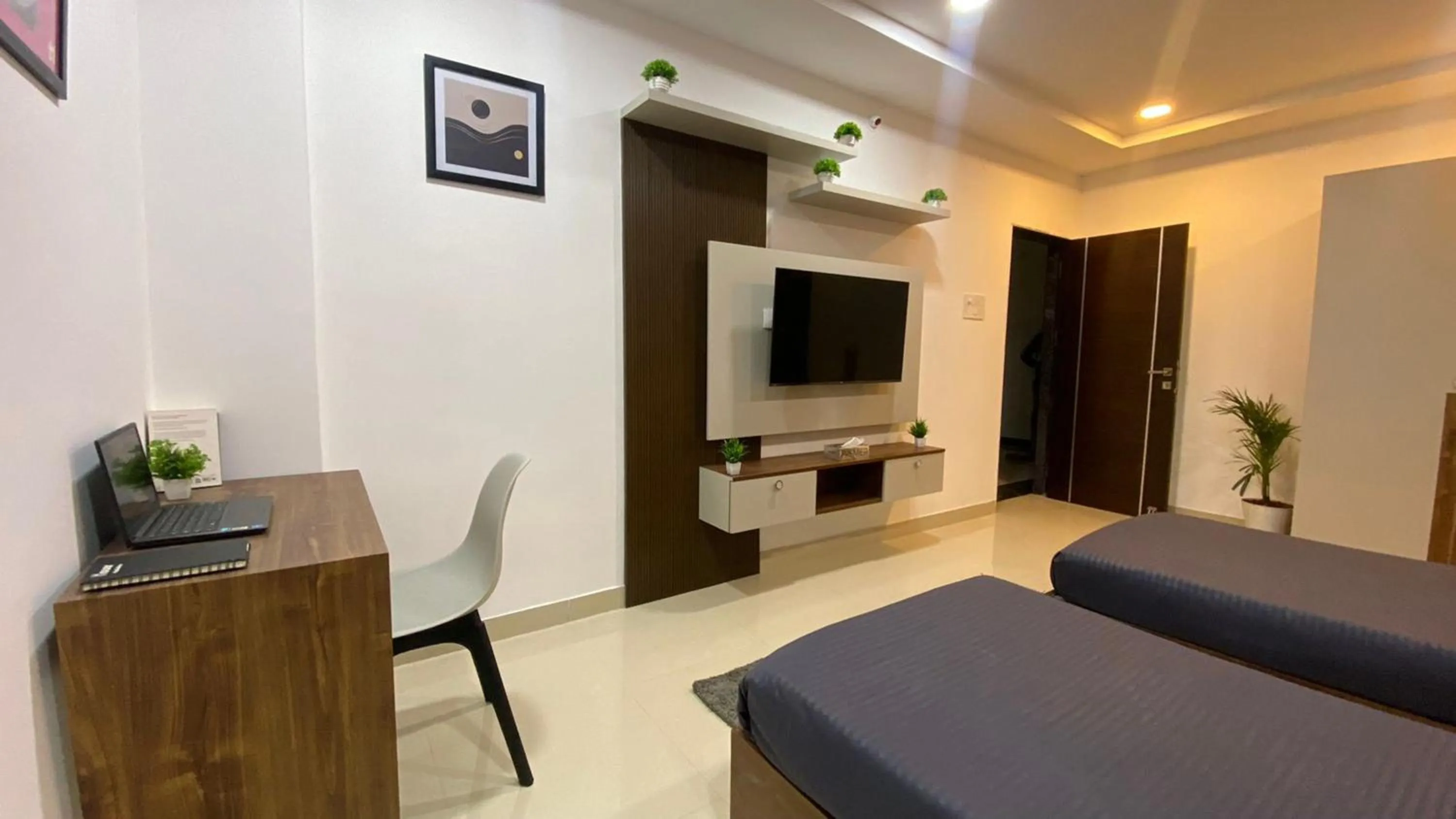 Photo of the whole room in Housr 78 Madhapur Hitech City Near Yashoda Hospital