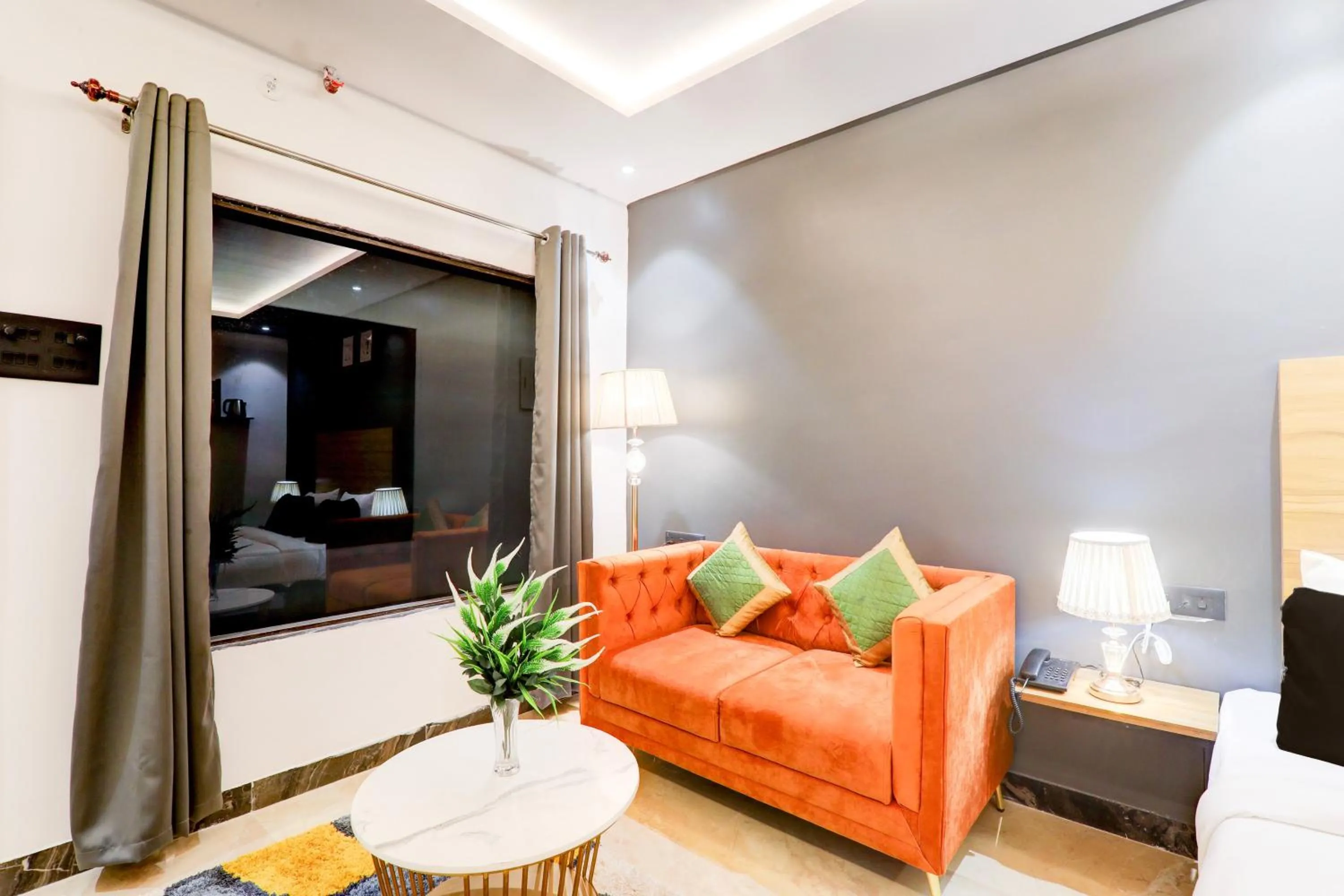 Super Hotel O Golden Tulip��z