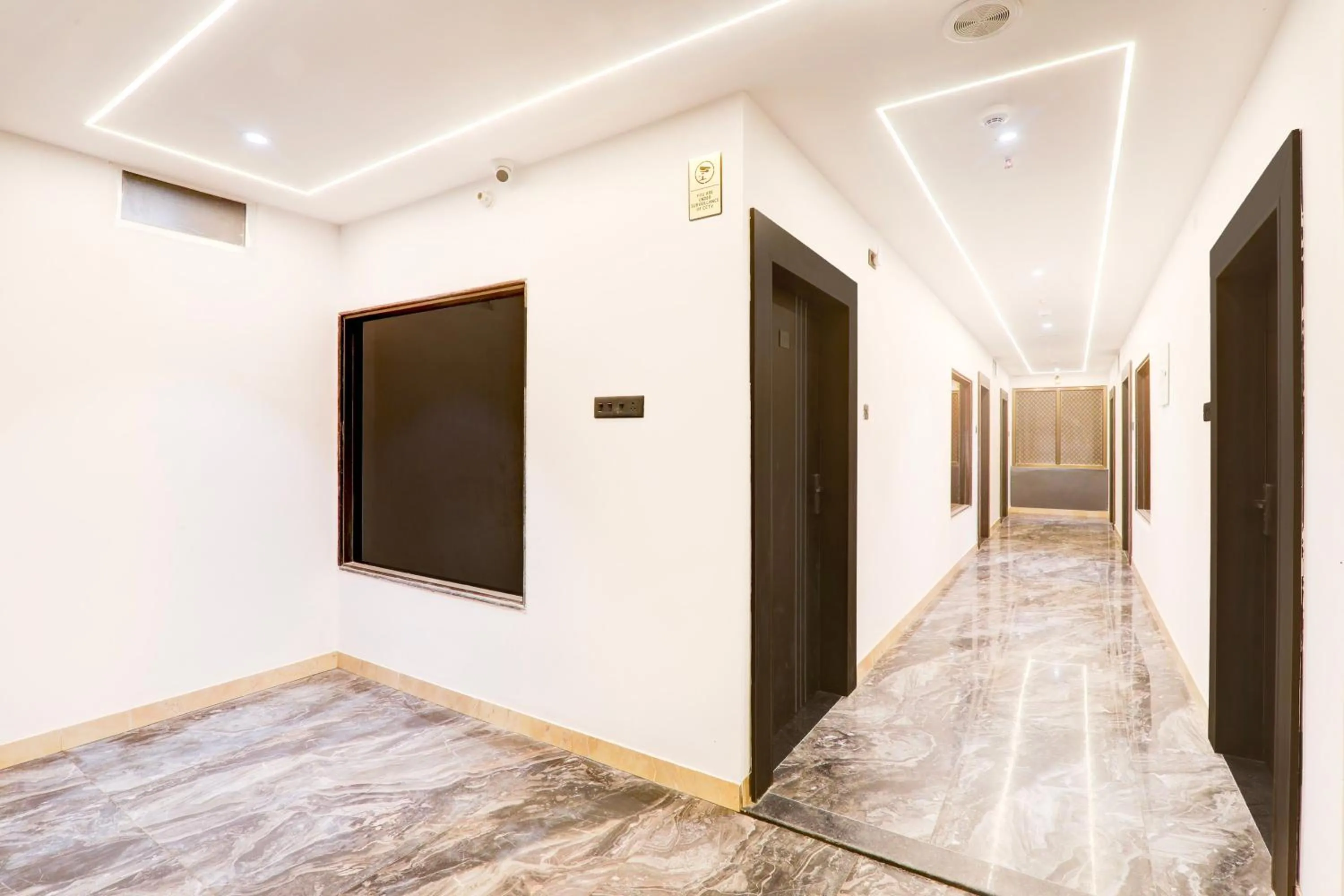 Super Hotel O Golden Tulip��z