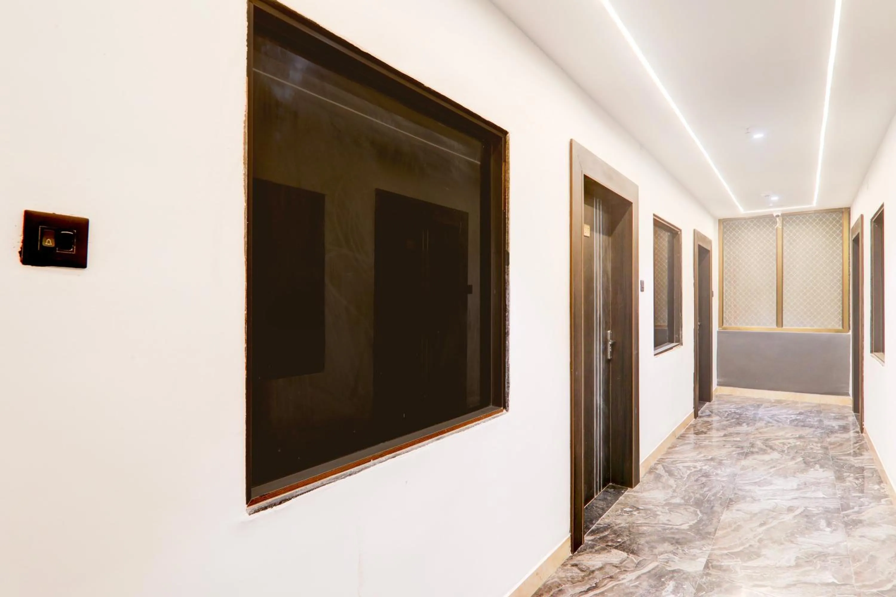 Super Hotel O Golden Tulip��z
