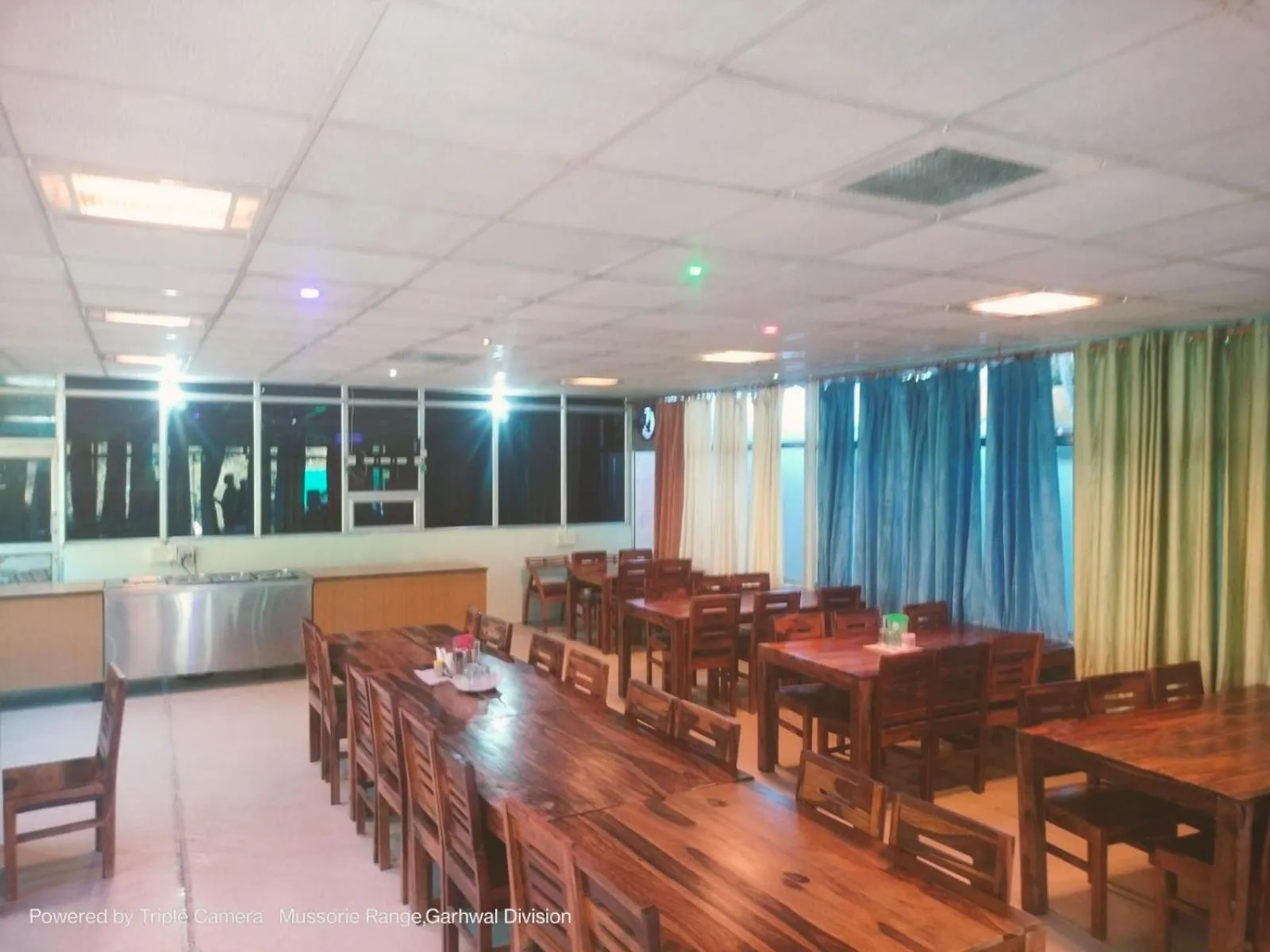Dining area in NATURE WALK RESORT Mussoorie