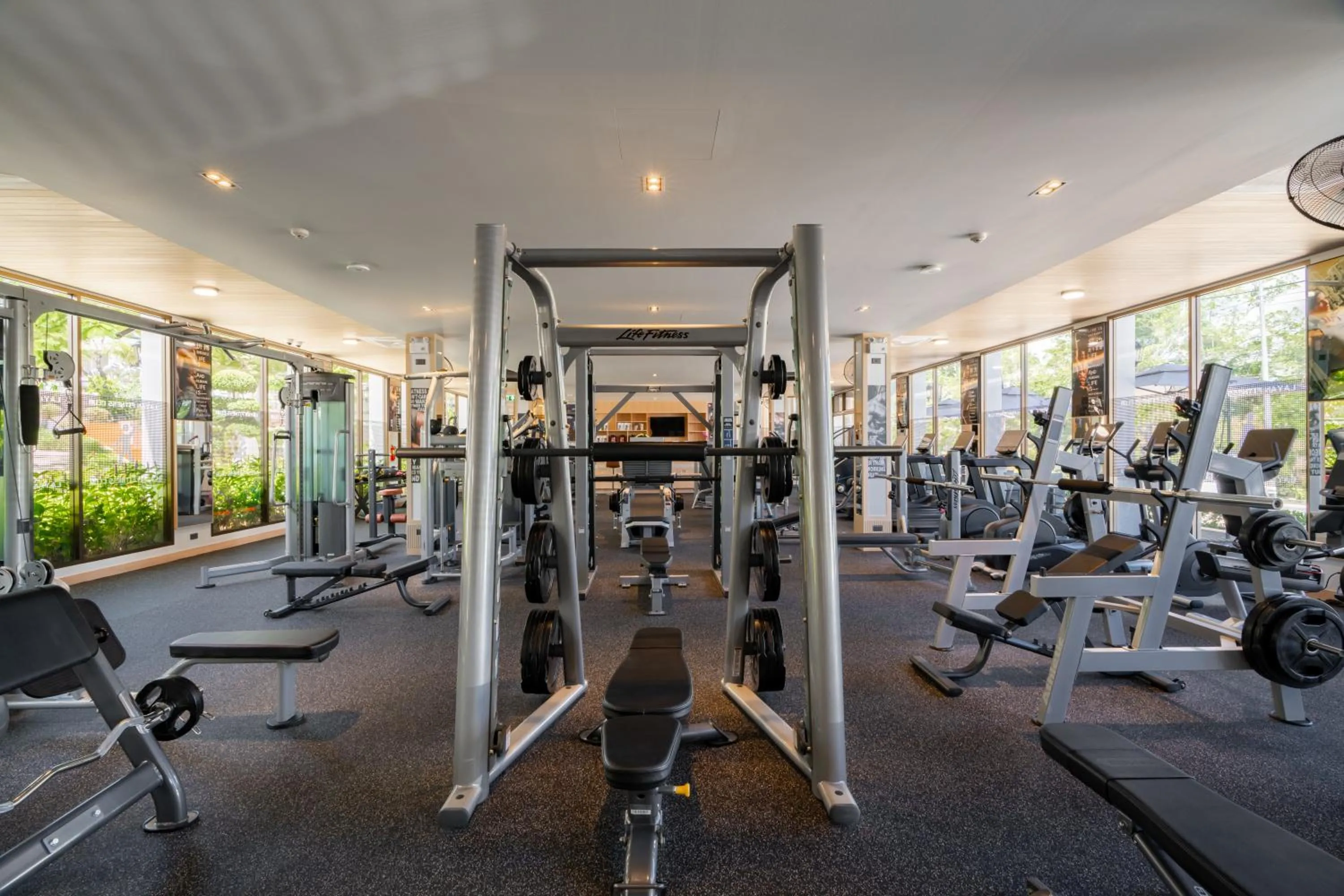 Fitness centre/facilities in AZ Sunrise Resort & Fitness Club