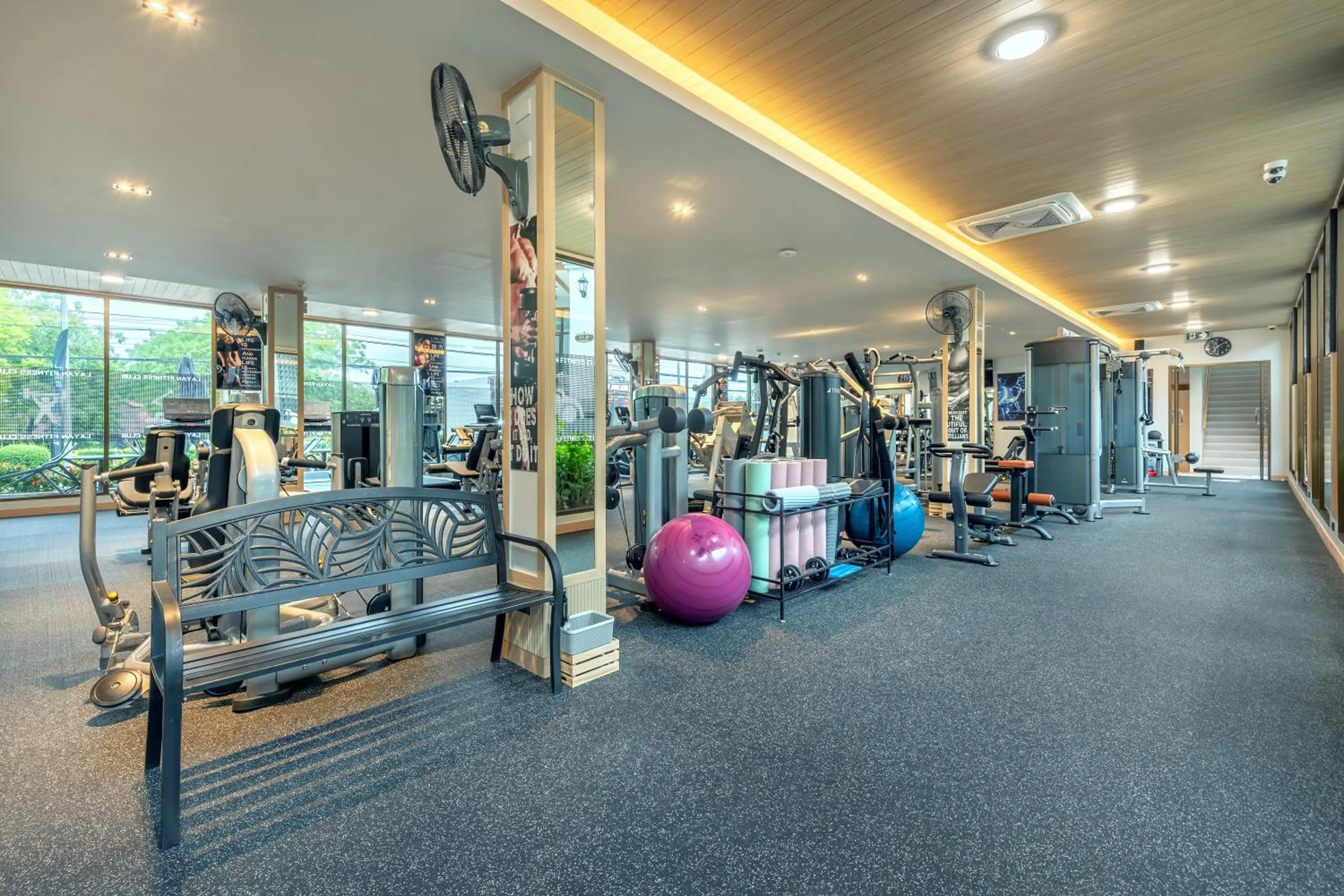 Fitness centre/facilities in AZ Sunrise Resort & Fitness Club