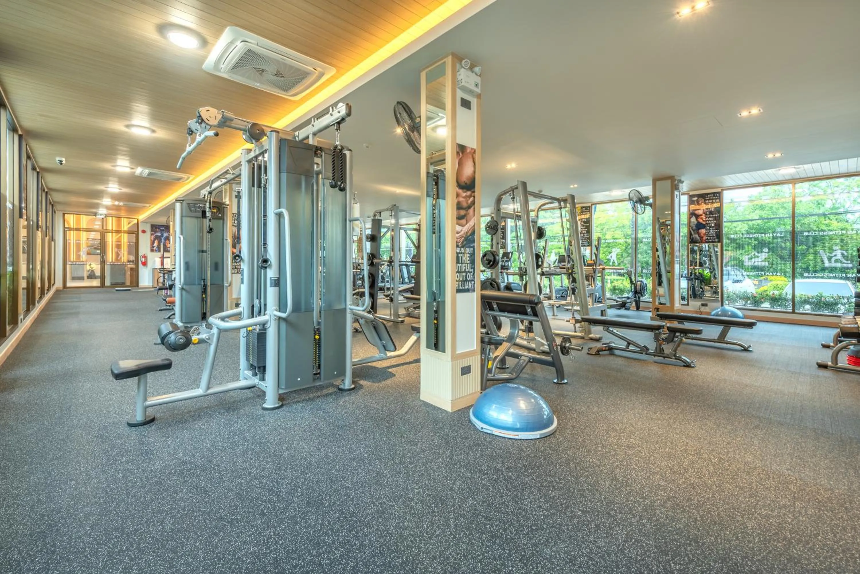 Fitness centre/facilities in AZ Sunrise Resort & Fitness Club