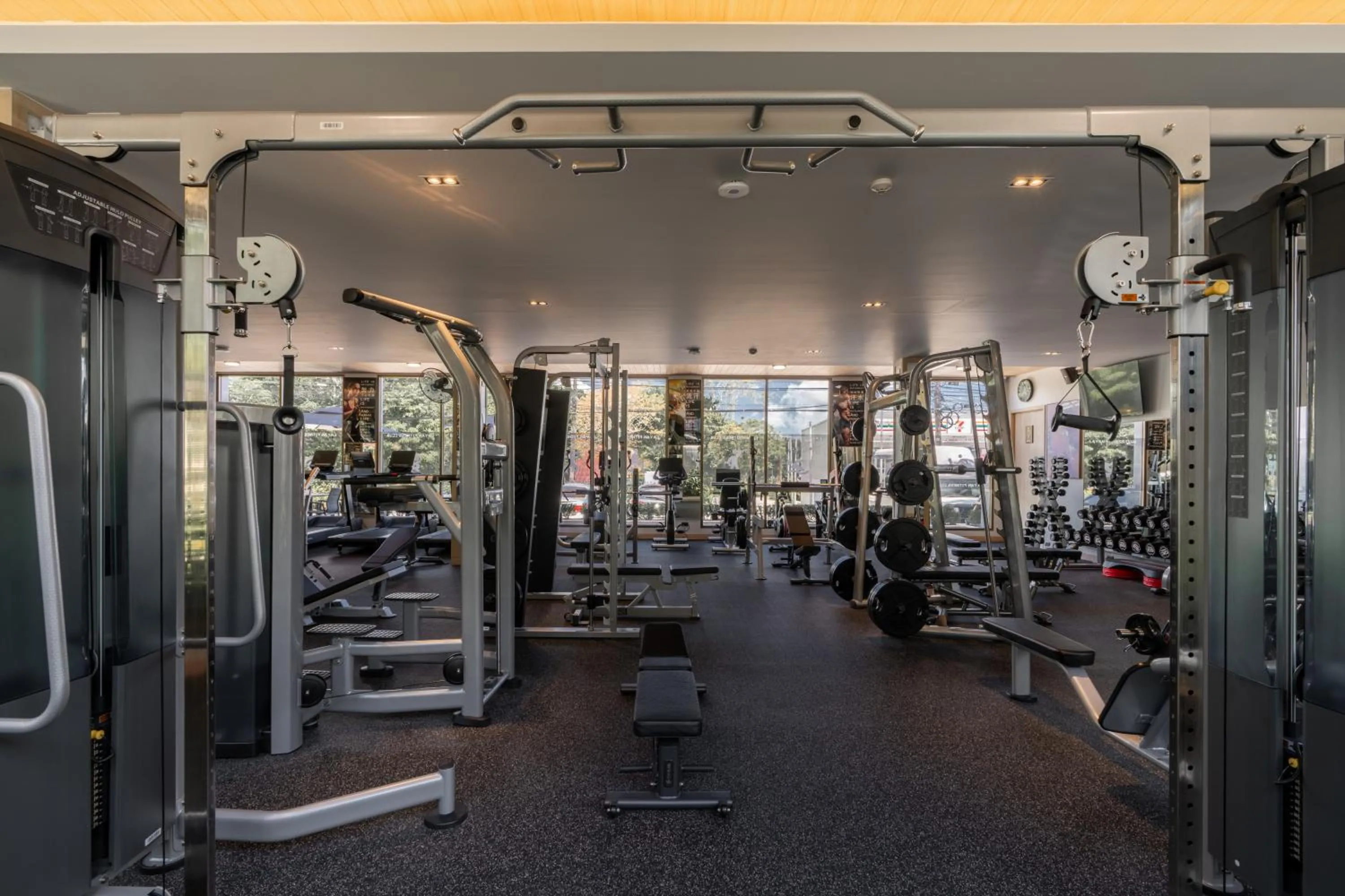 Fitness centre/facilities in AZ Sunrise Resort & Fitness Club