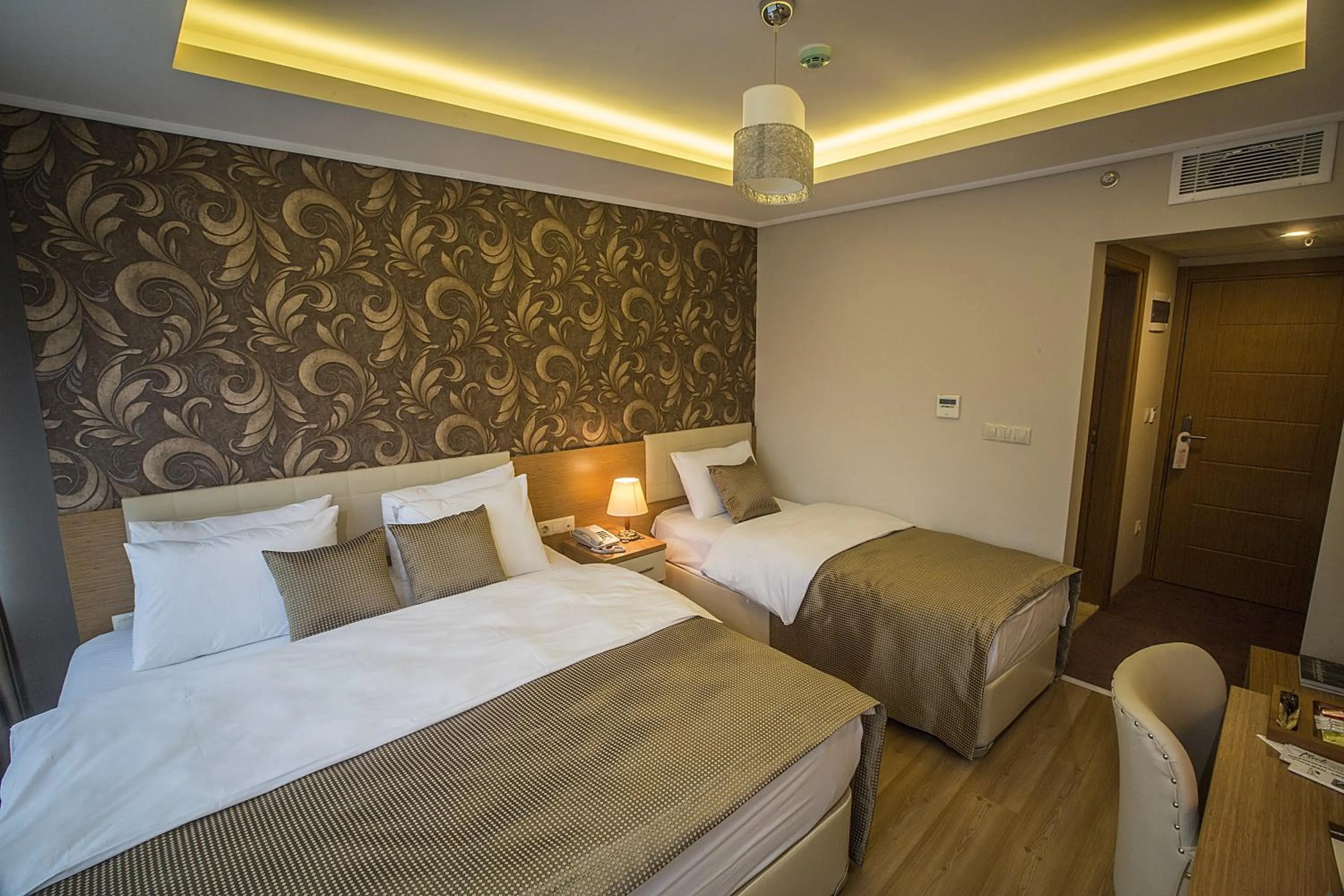 Decorative detail in Park Square Hotel