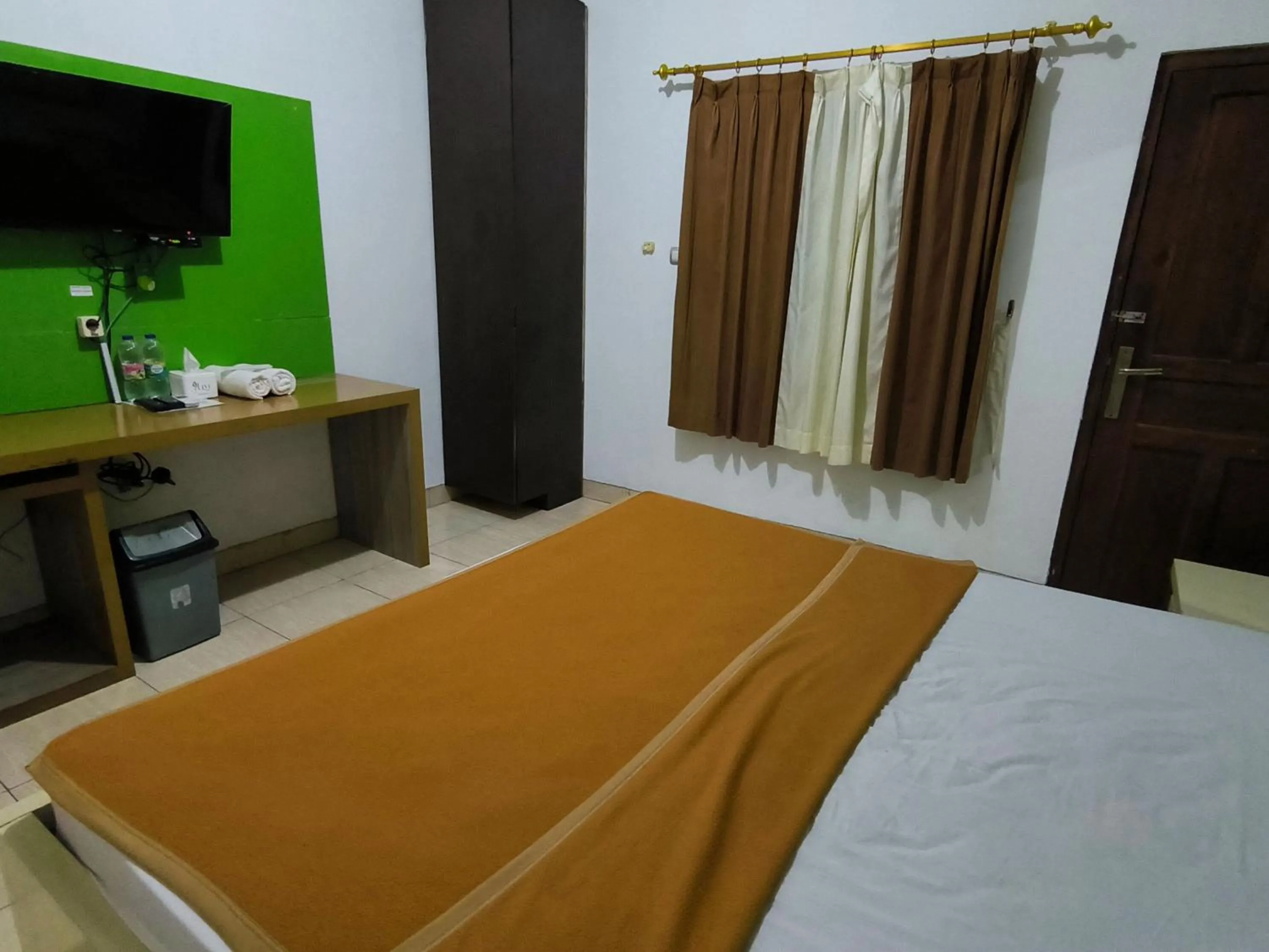 Bed in Bandengan Beach Hotel Jepara 2