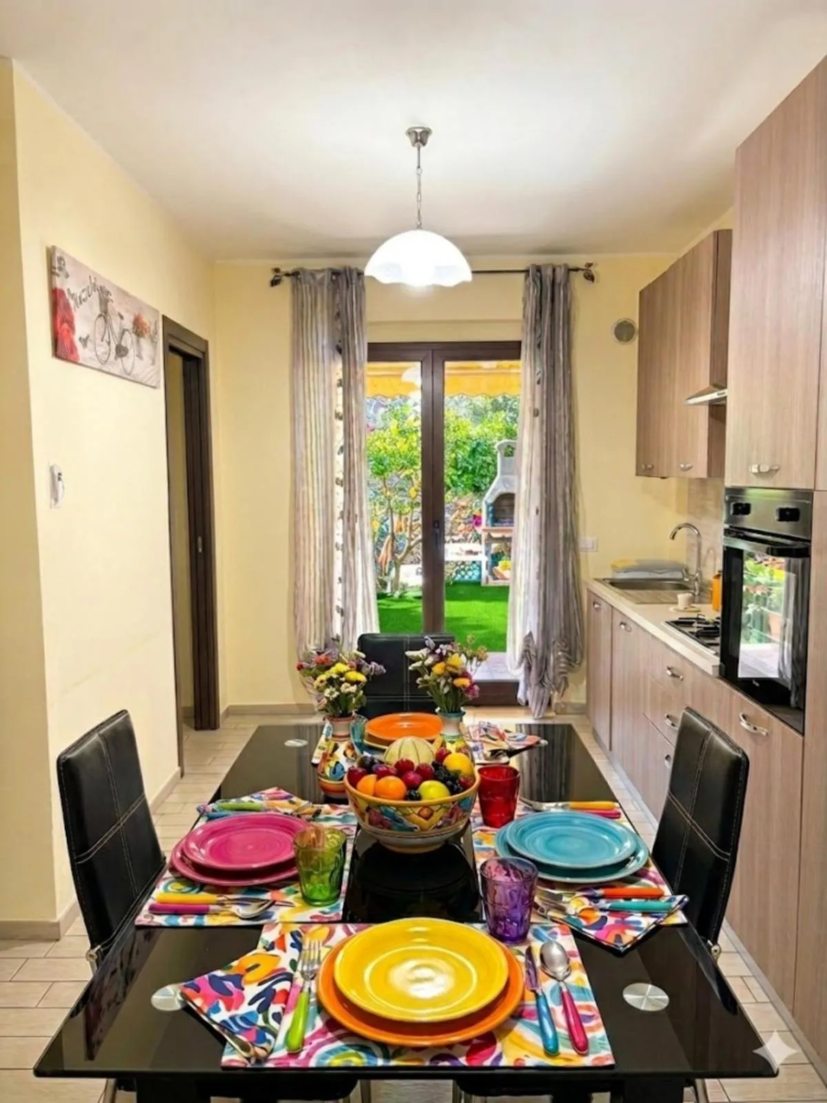 Kitchen or kitchenette in Villa Manuela - Sea & Sun Escape - Free Parking
