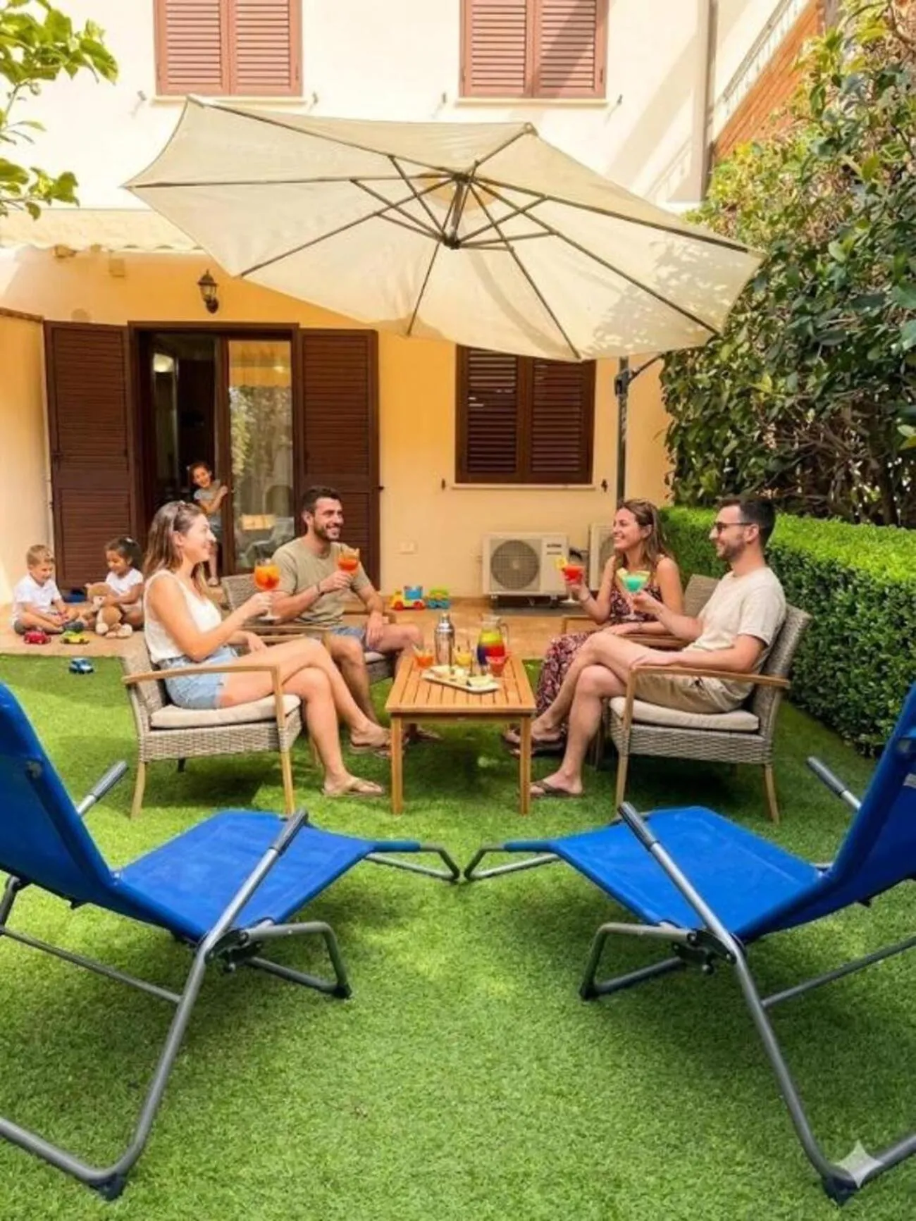 People in Villa Manuela - Sea & Sun Escape - Free Parking