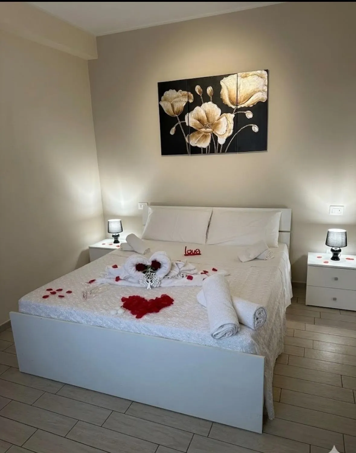 Bed in Villa Manuela - Sea & Sun Escape - Free Parking