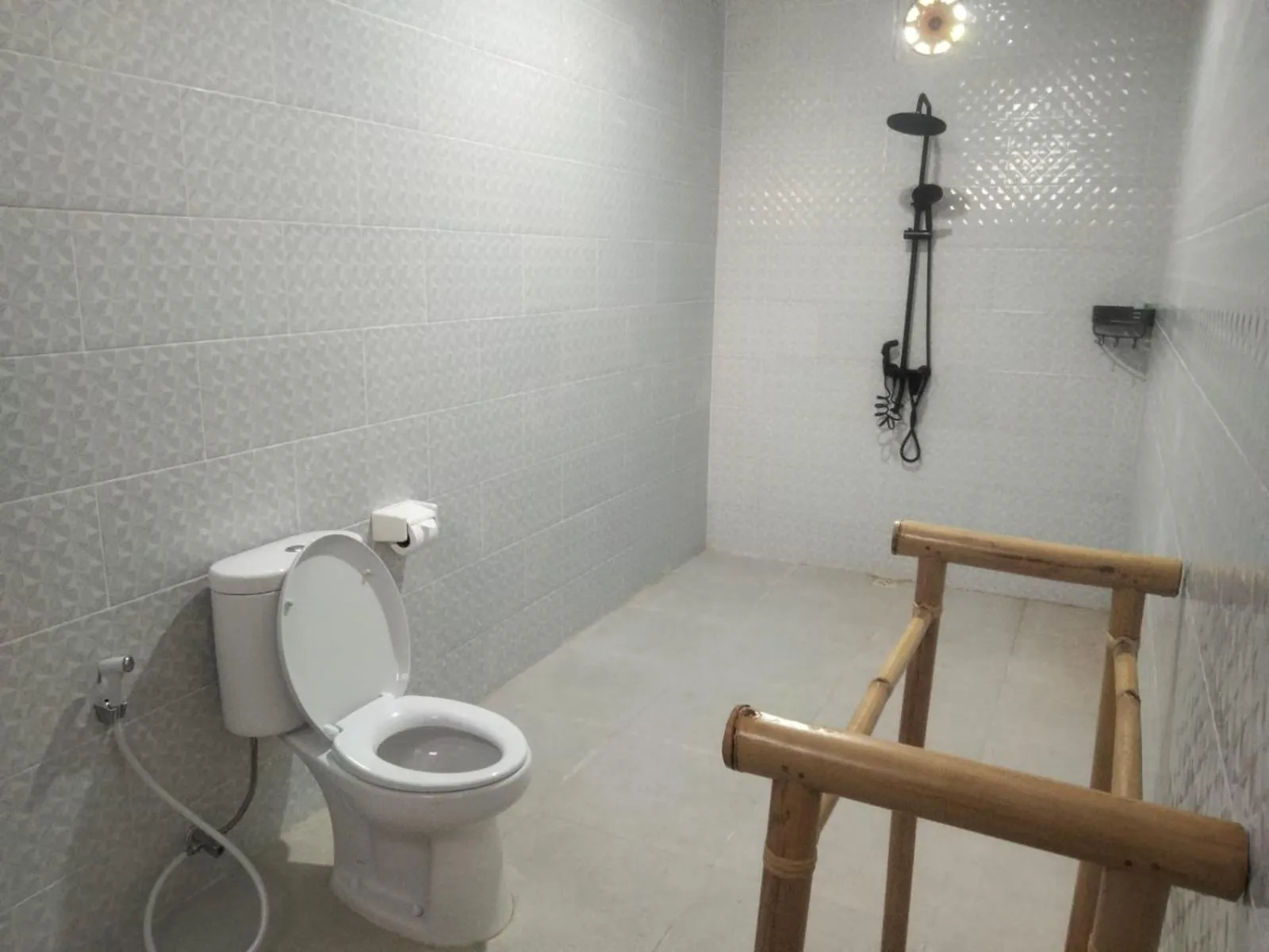 Shower in Coconut Hill Cottage