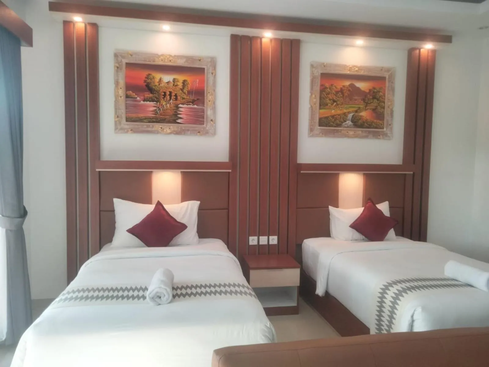 Bed in Coconut Hill Cottage