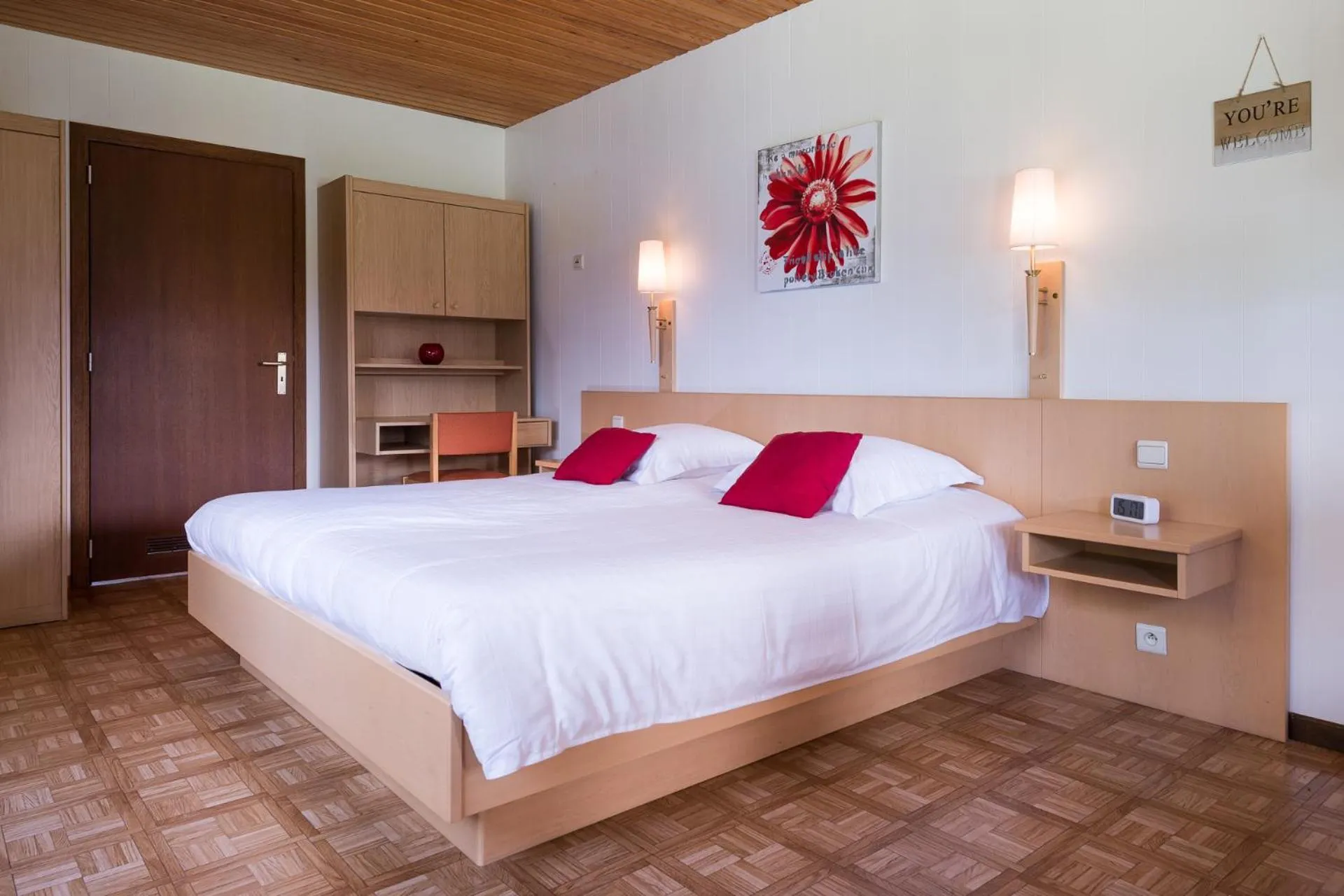 Bed in Hostellerie d'Inzepré