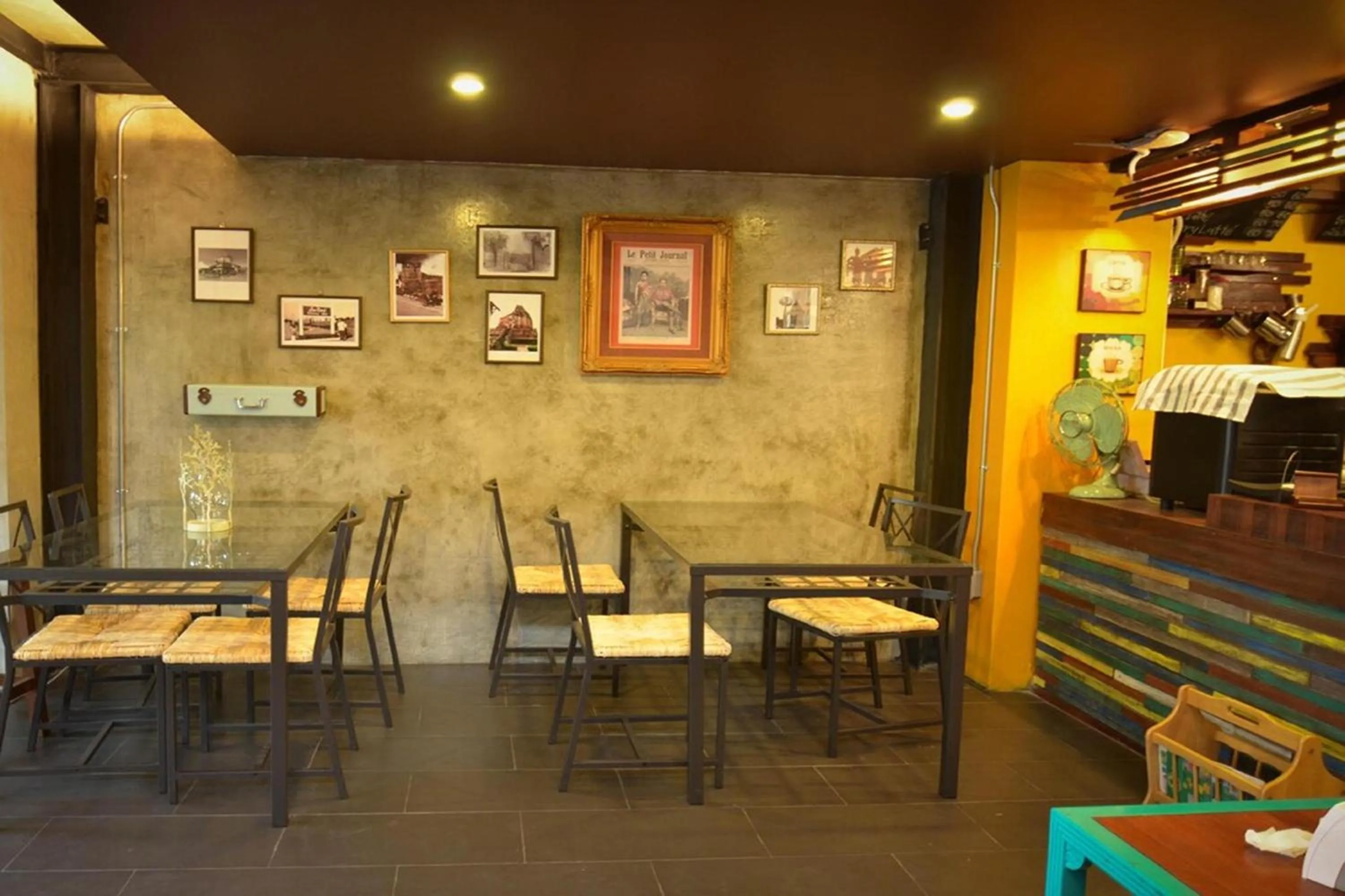 Restaurant/places to eat in Norn-Nanta House