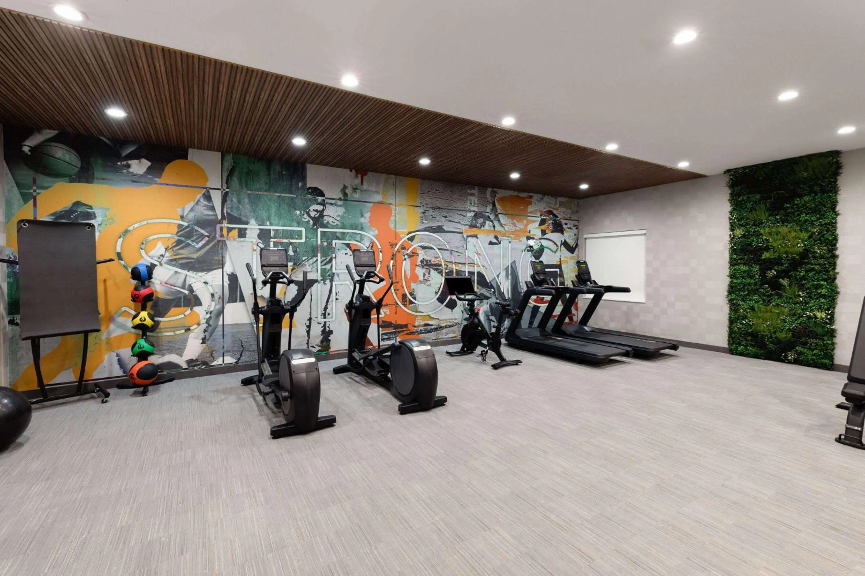 Fitness centre/facilities in Hawthorn Extended Stay by Wyndham DeSoto