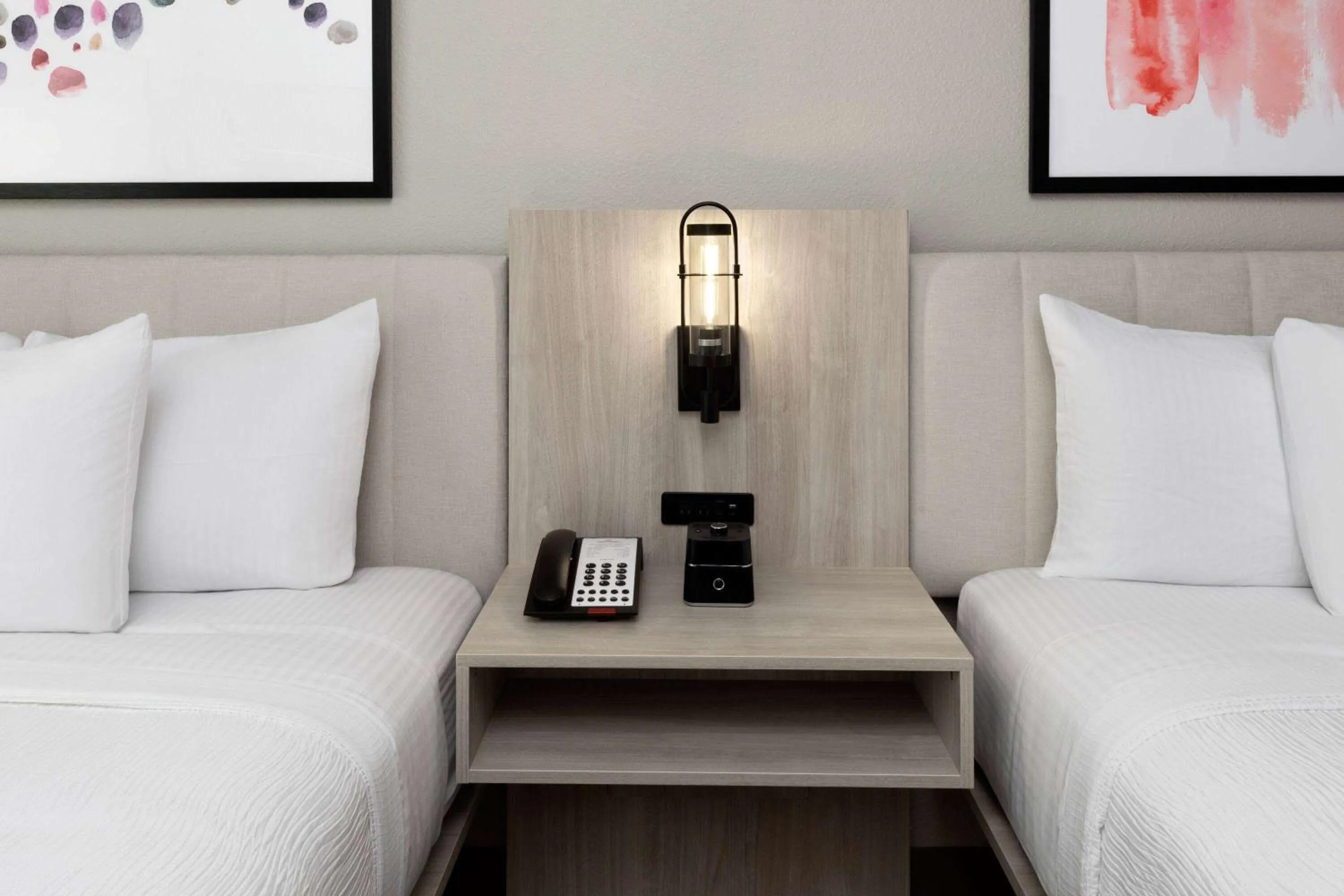 Photo of the whole room, Bed in Hawthorn Extended Stay by Wyndham DeSoto