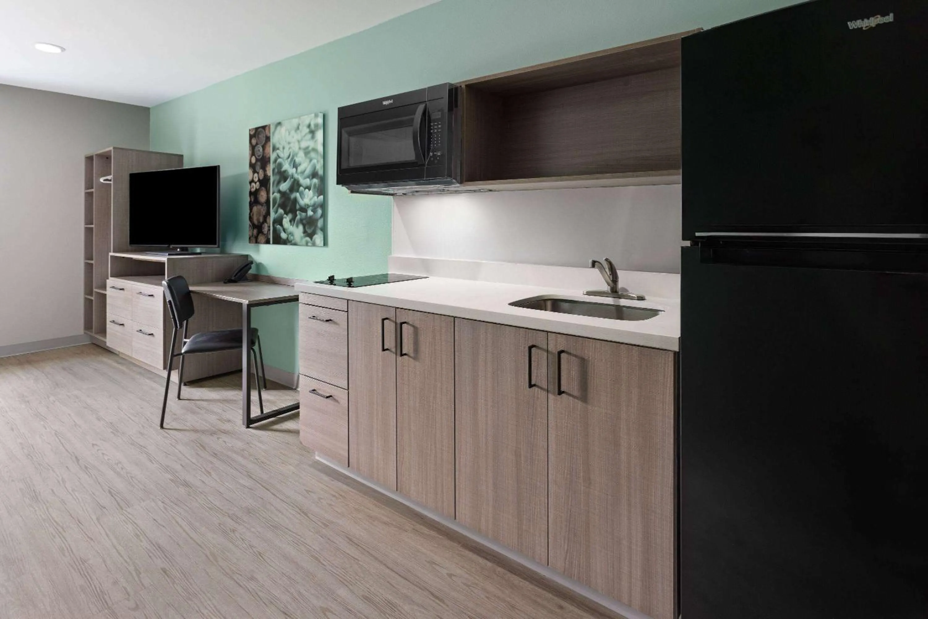 Photo of the whole room in ECHO Suites Extended Stay by Wyndham Richmond West