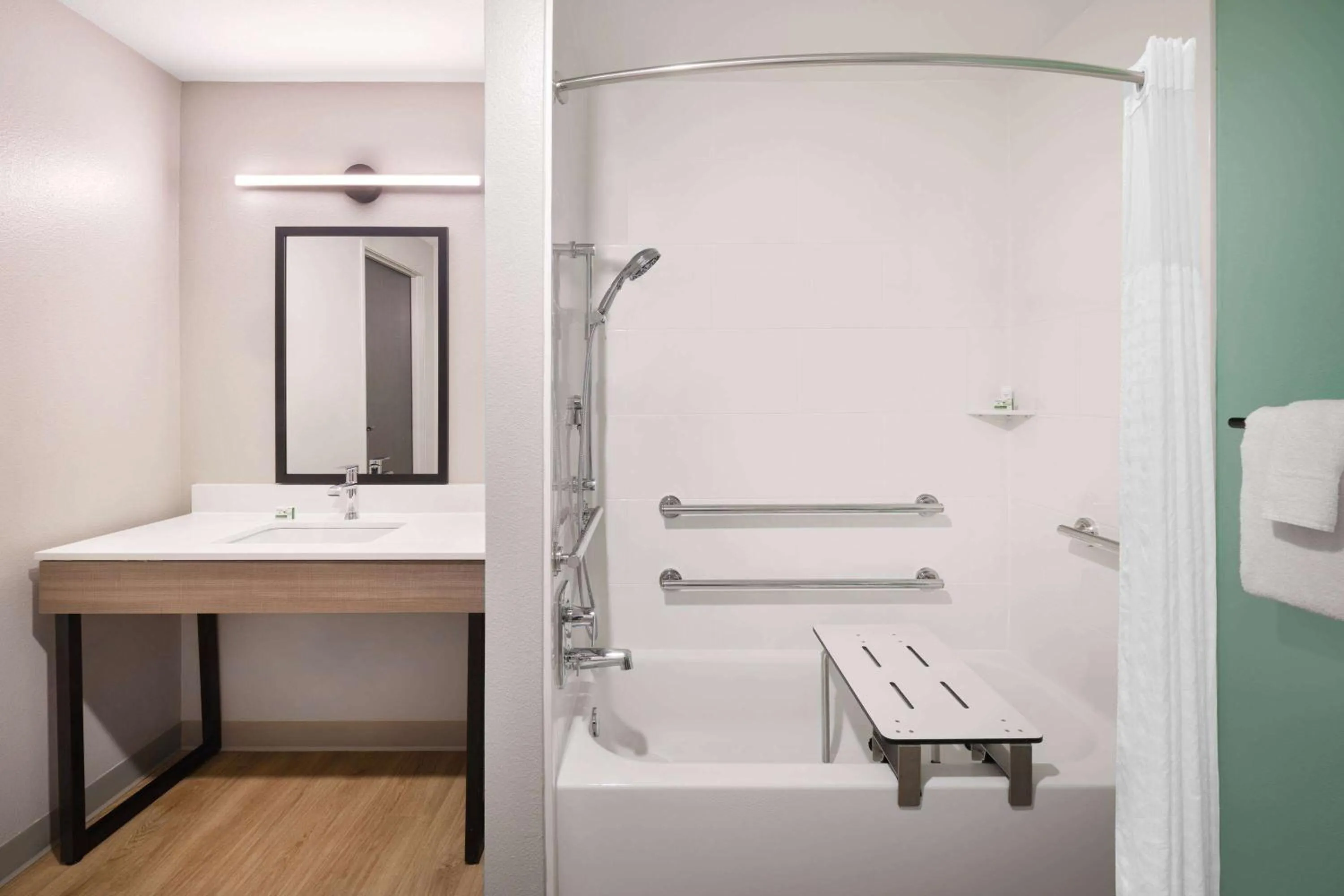 Bathroom in ECHO Suites Extended Stay by Wyndham Richmond West