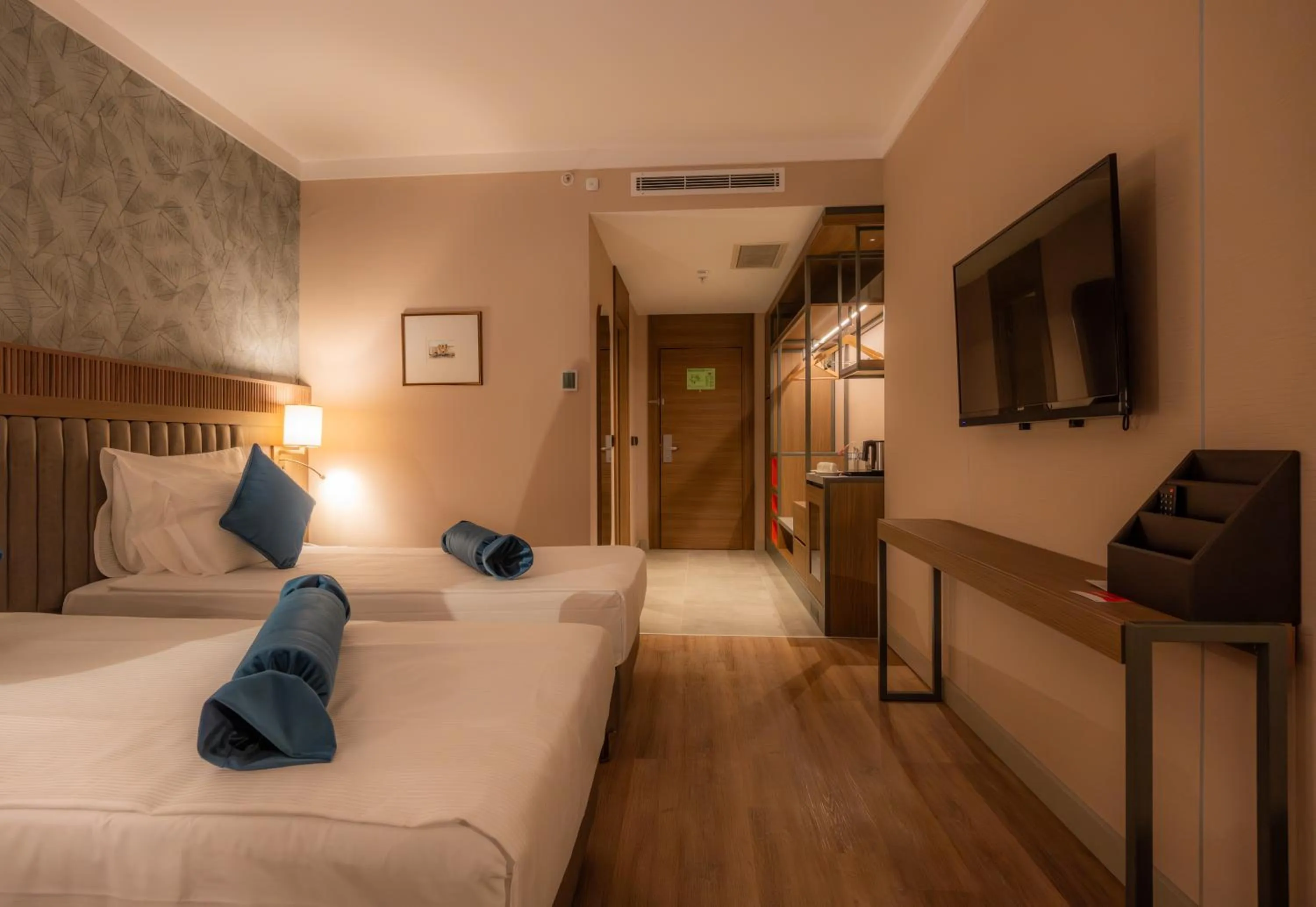 Photo of the whole room, Bed in Ramada Encore by Wyndham Konya Karatay