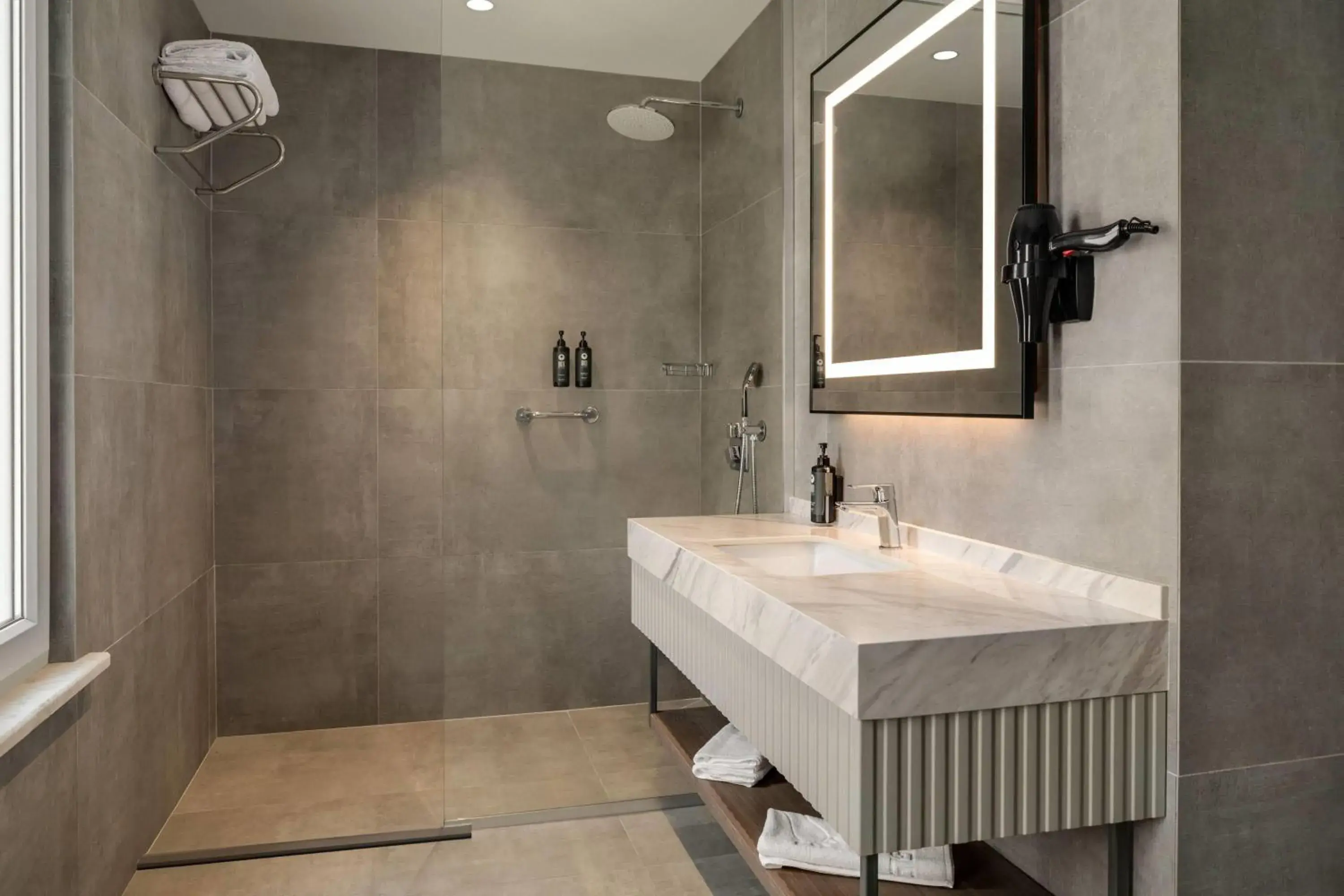 Junior King Suite in Ramada Encore by Wyndham Konya Karatay Junior King Suite in Ramada Encore by Wyndham Konya Karatay