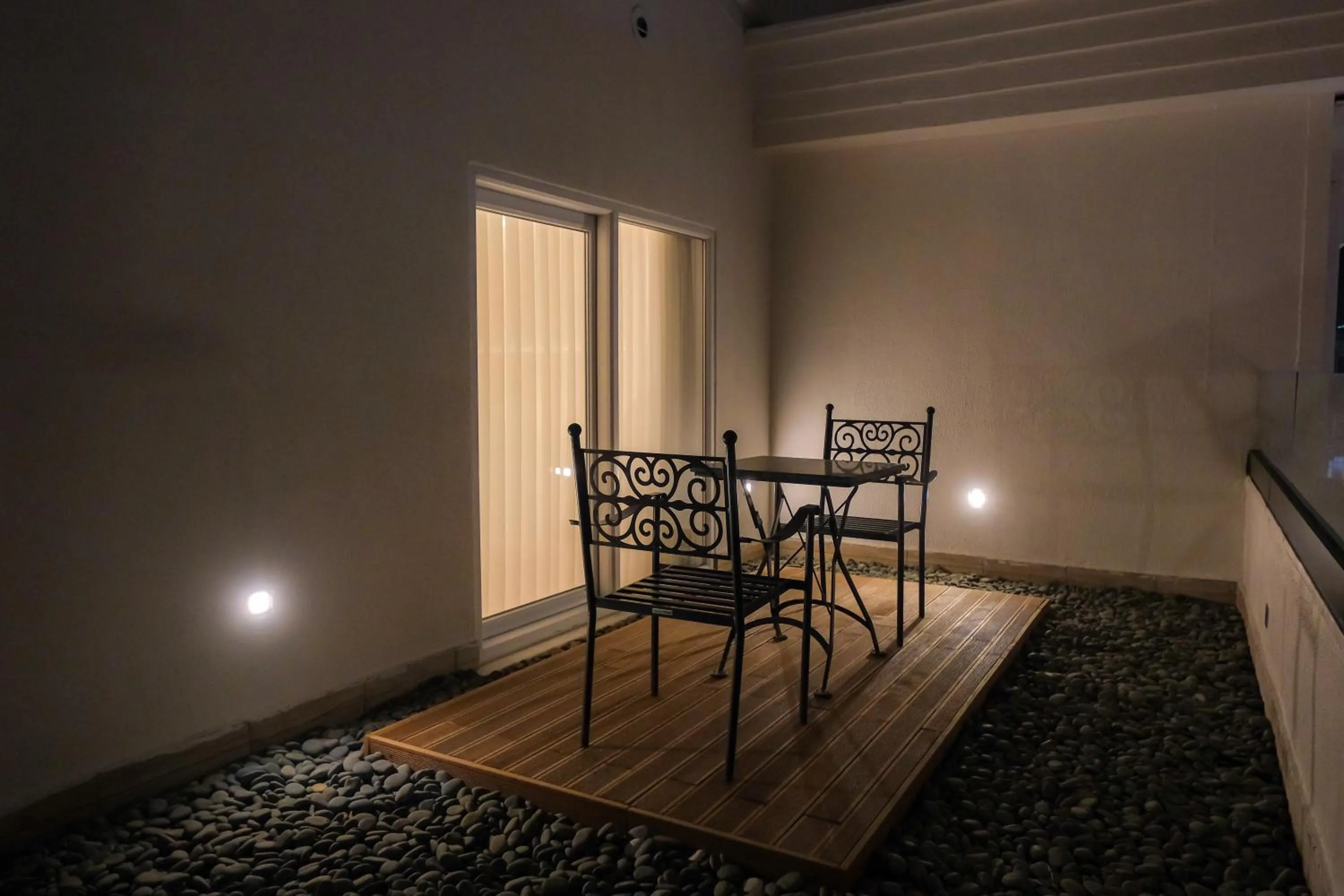 Seating area in Ramada Encore by Wyndham Konya Karatay