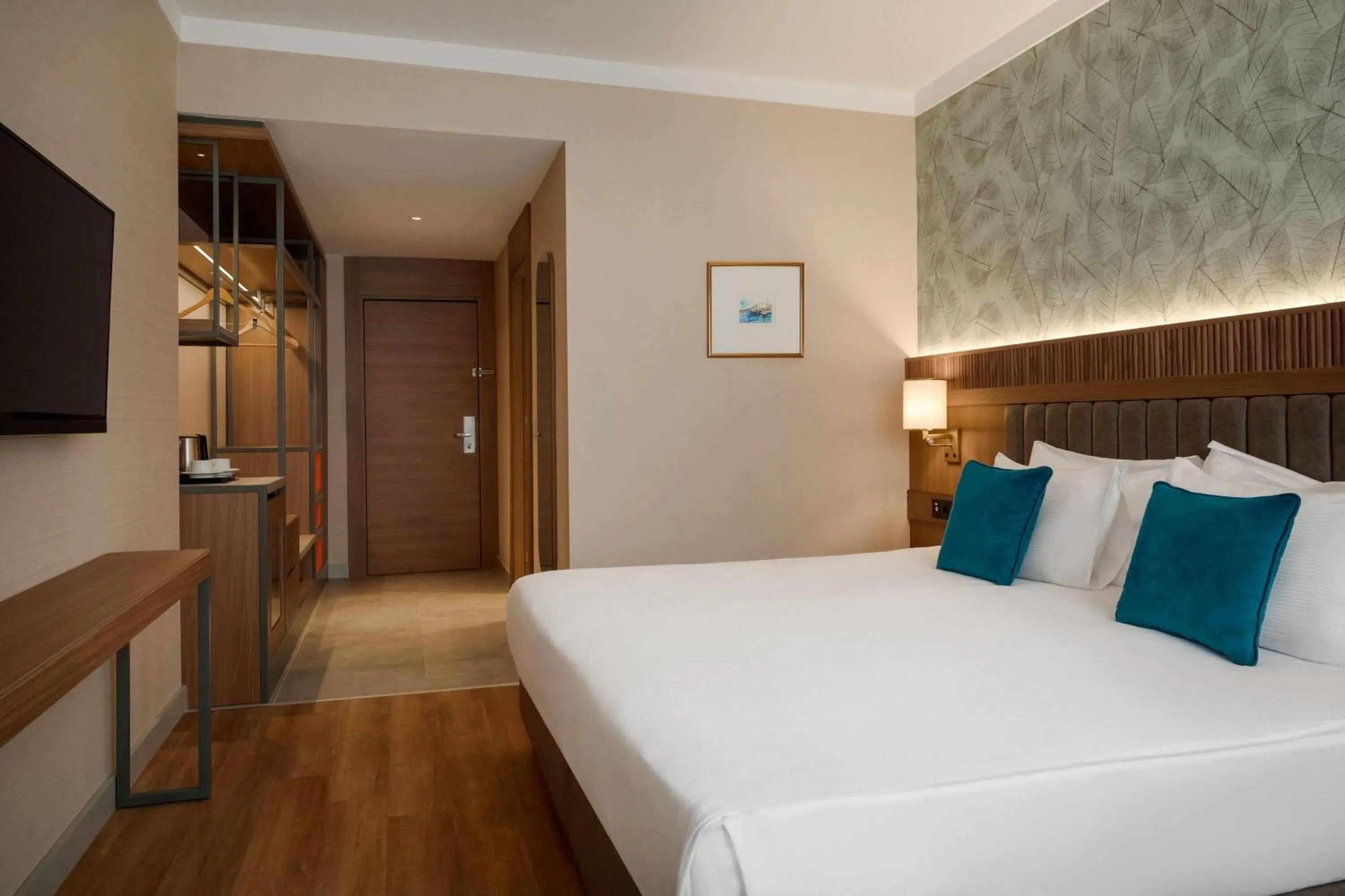 Photo of the whole room, Bed in Ramada Encore by Wyndham Konya Karatay