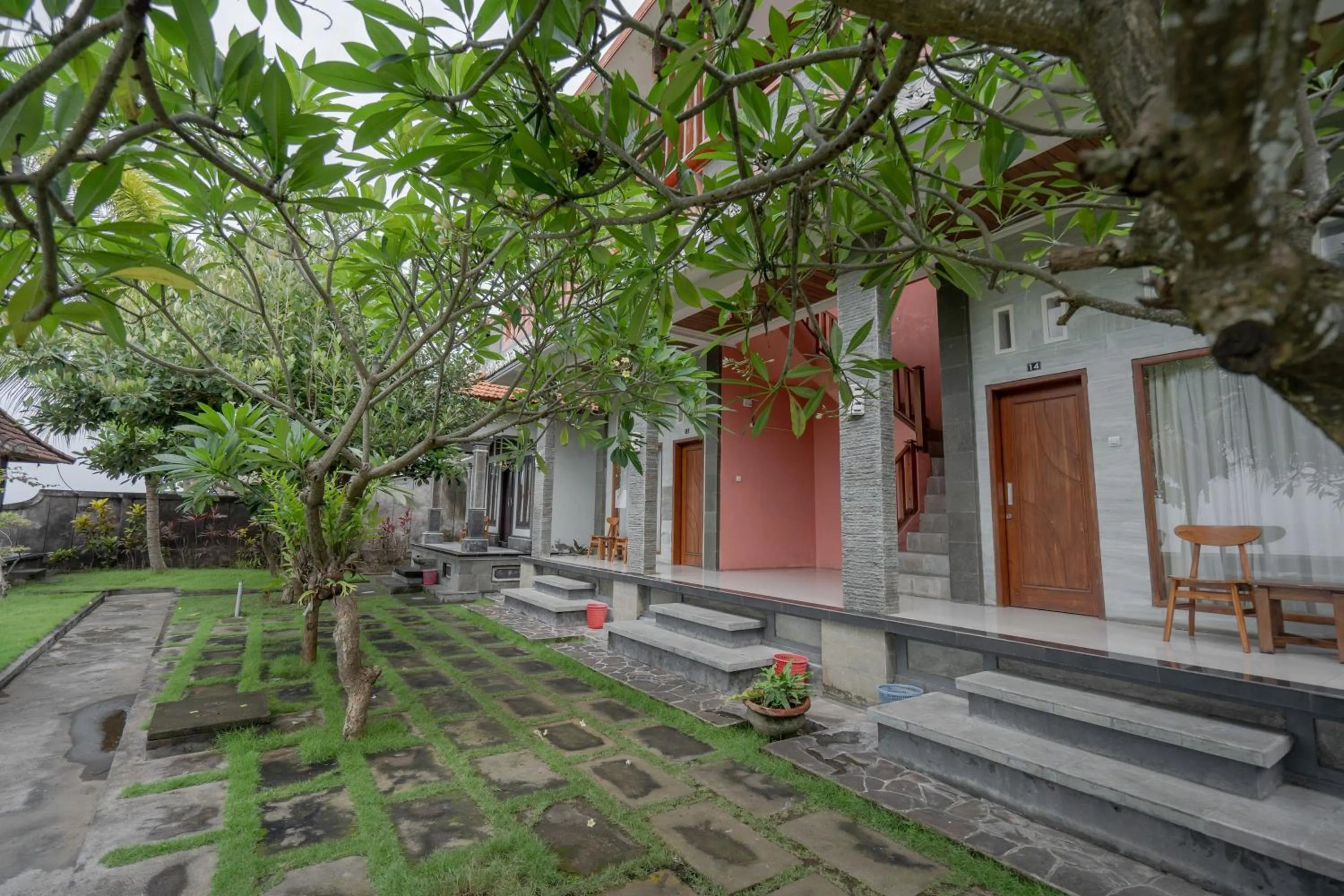 Rommeo Inn Lovina Mitra RedDoorz