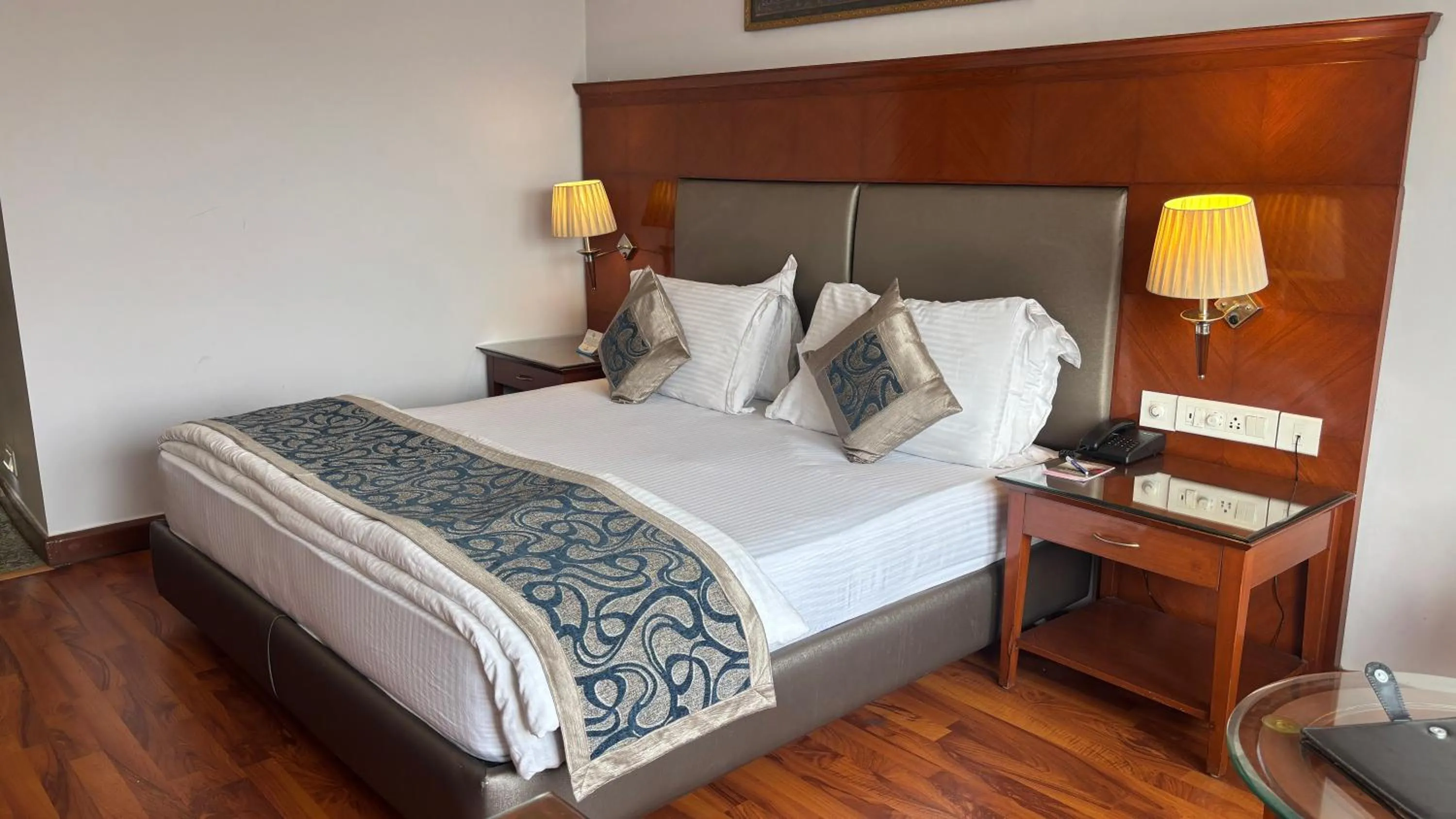 Bed in Chanakya Hotel, Patna