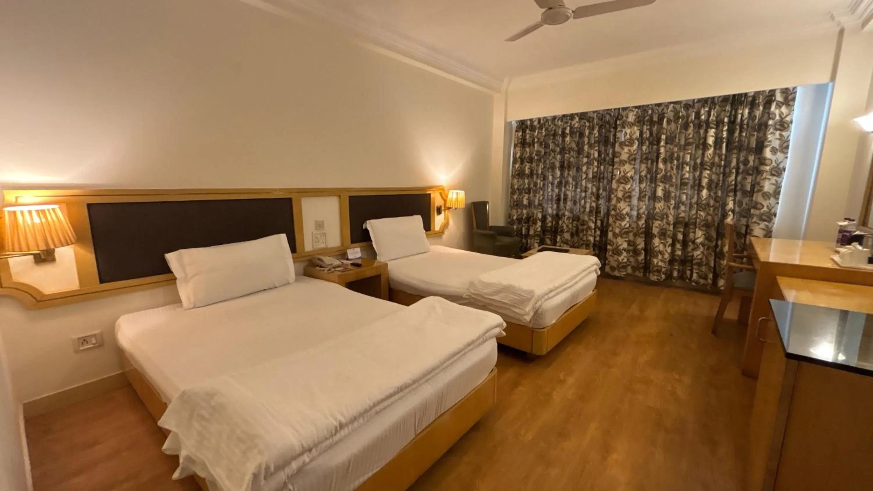 Bed in Chanakya Hotel, Patna