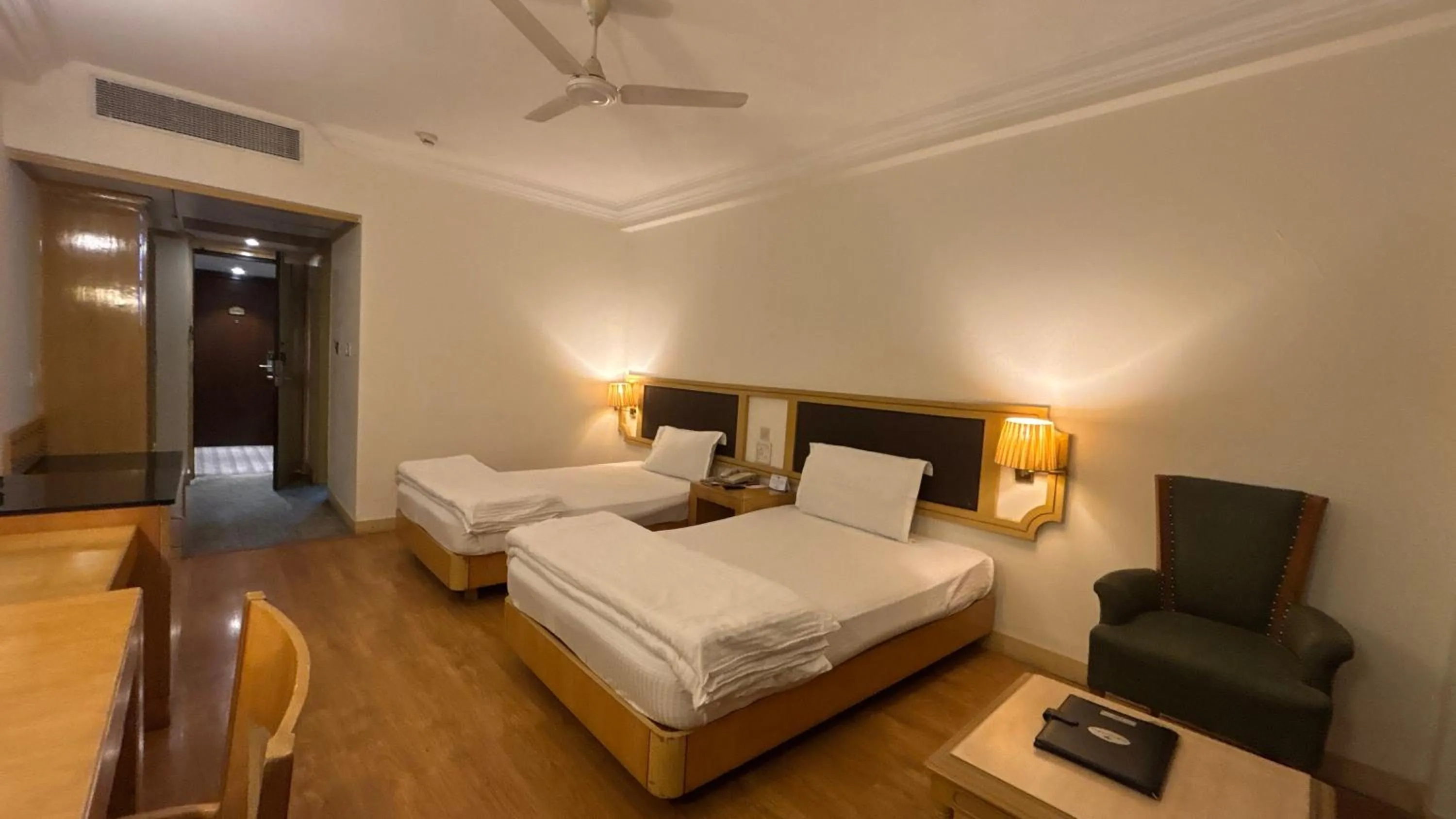 Bed in Chanakya Hotel, Patna