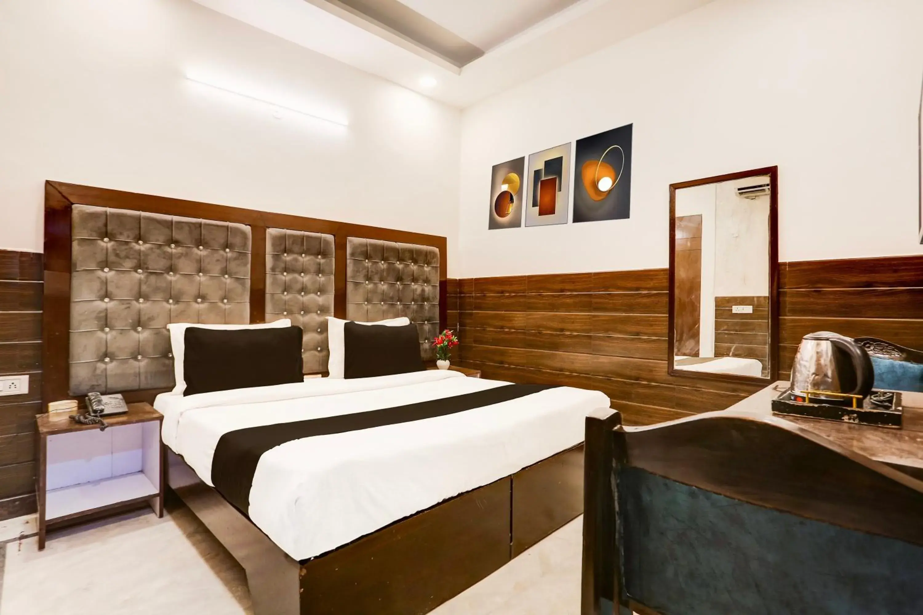 Bedroom, Bed in Collection O Mahipalpur Near Airport Formerly Jindal Palace Bedroom, Bed in Collection O Mahipalpur Near Airport Formerly Jindal Palace
