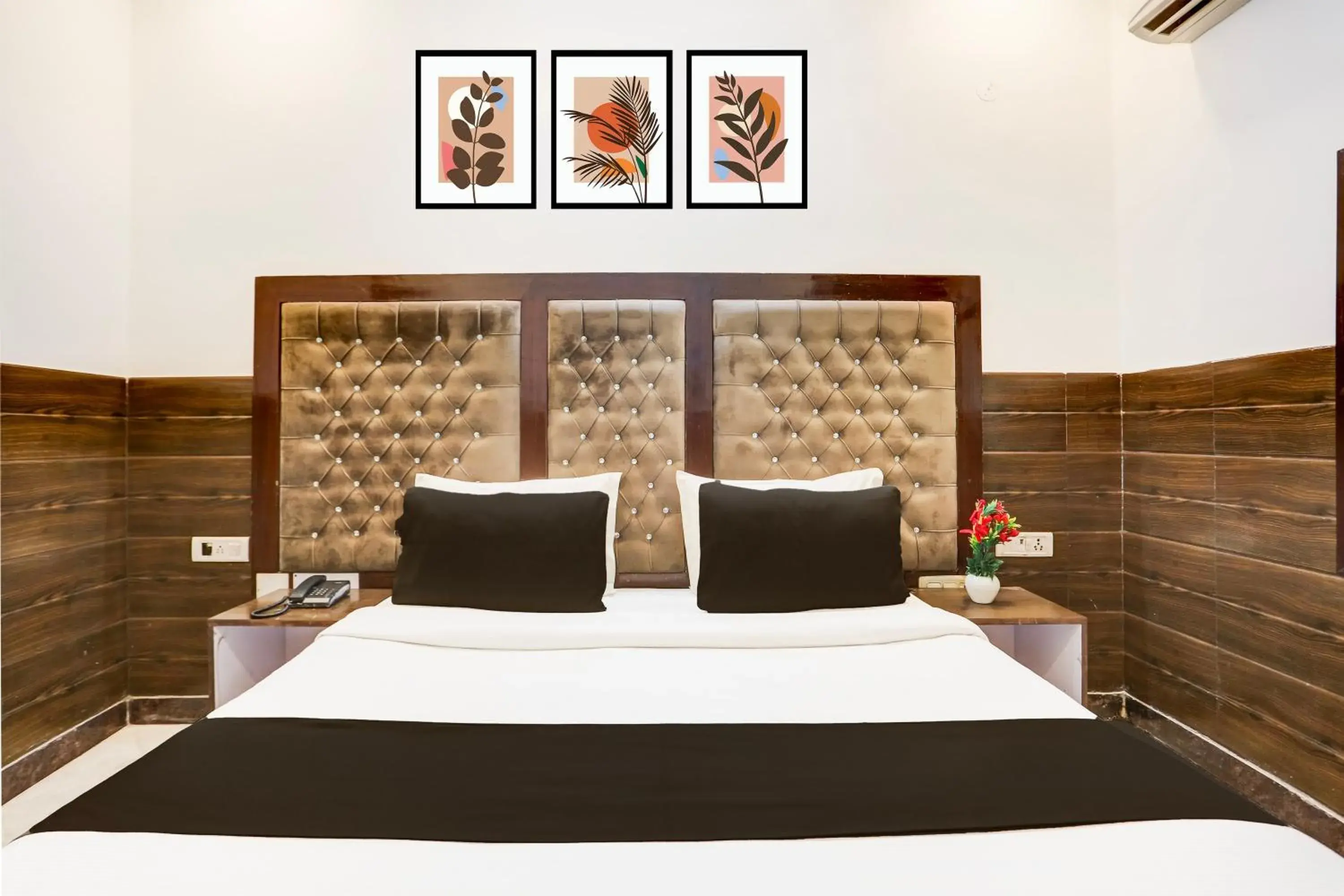 Bedroom, Bed in Collection O Mahipalpur Near Airport Formerly Jindal Palace Bedroom, Bed in Collection O Mahipalpur Near Airport Formerly Jindal Palace