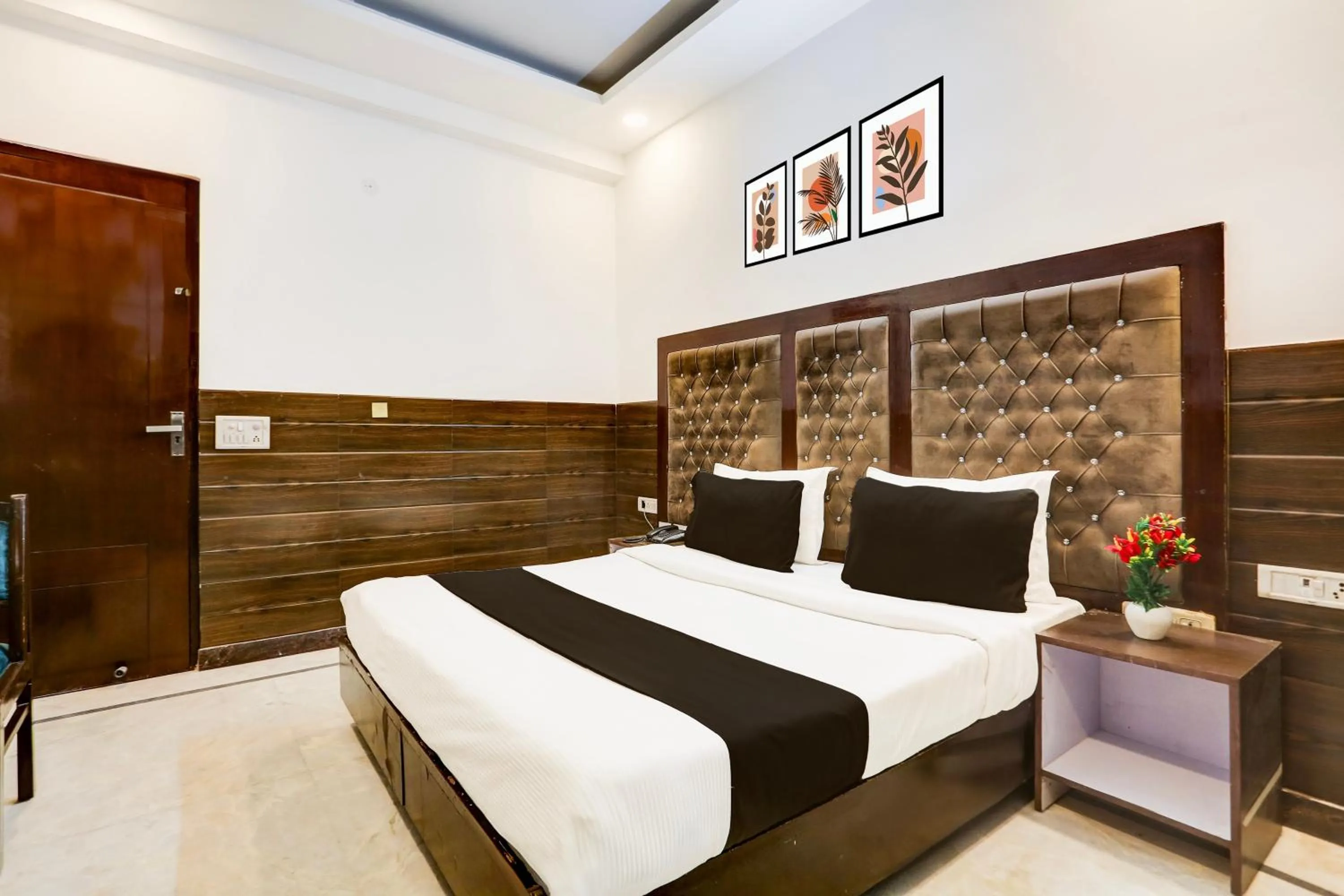 Bedroom, Bed in Collection O Mahipalpur Near Airport Formerly Jindal Palace
