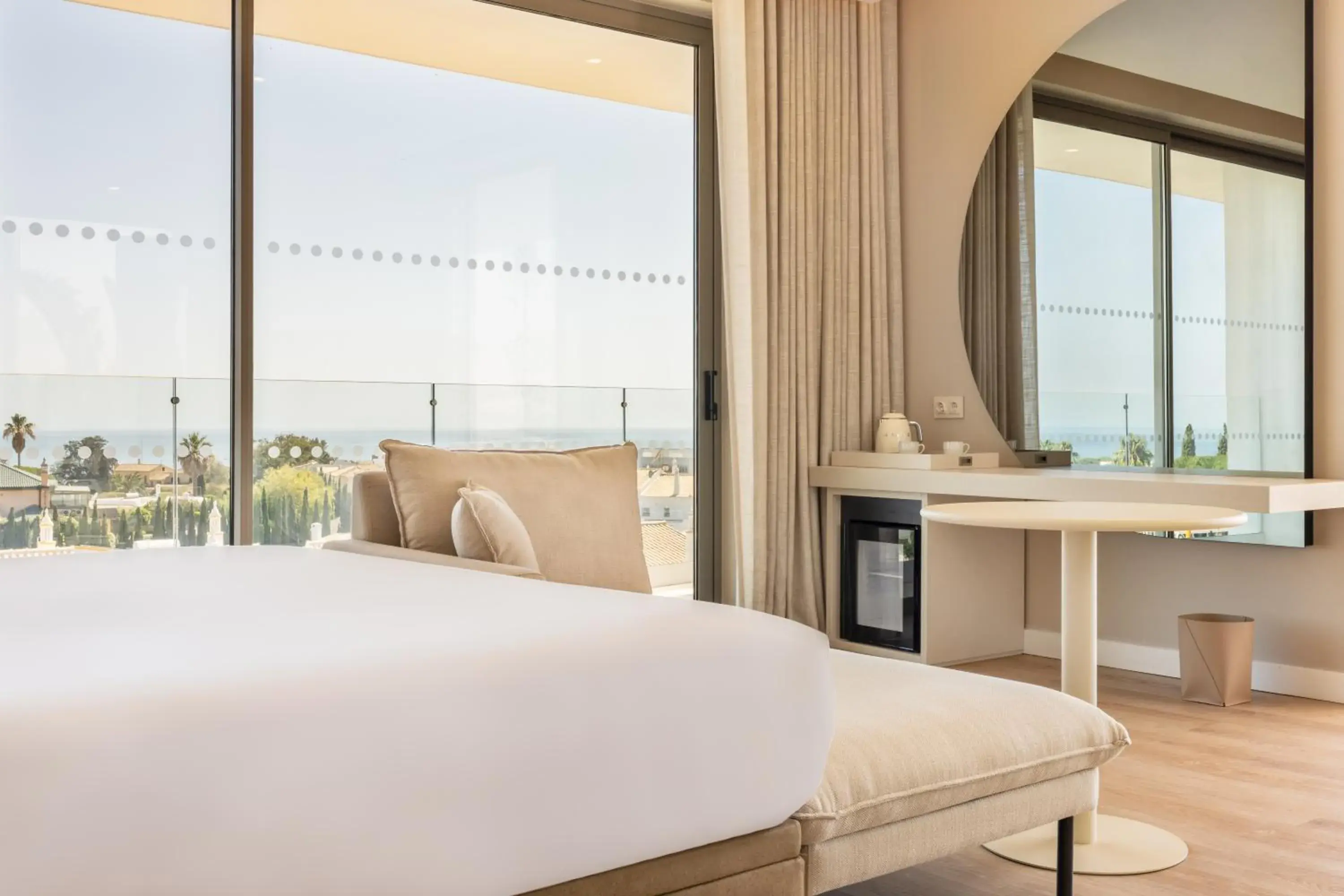 Bed in Castelo Suites Hotel Bed in Castelo Suites Hotel