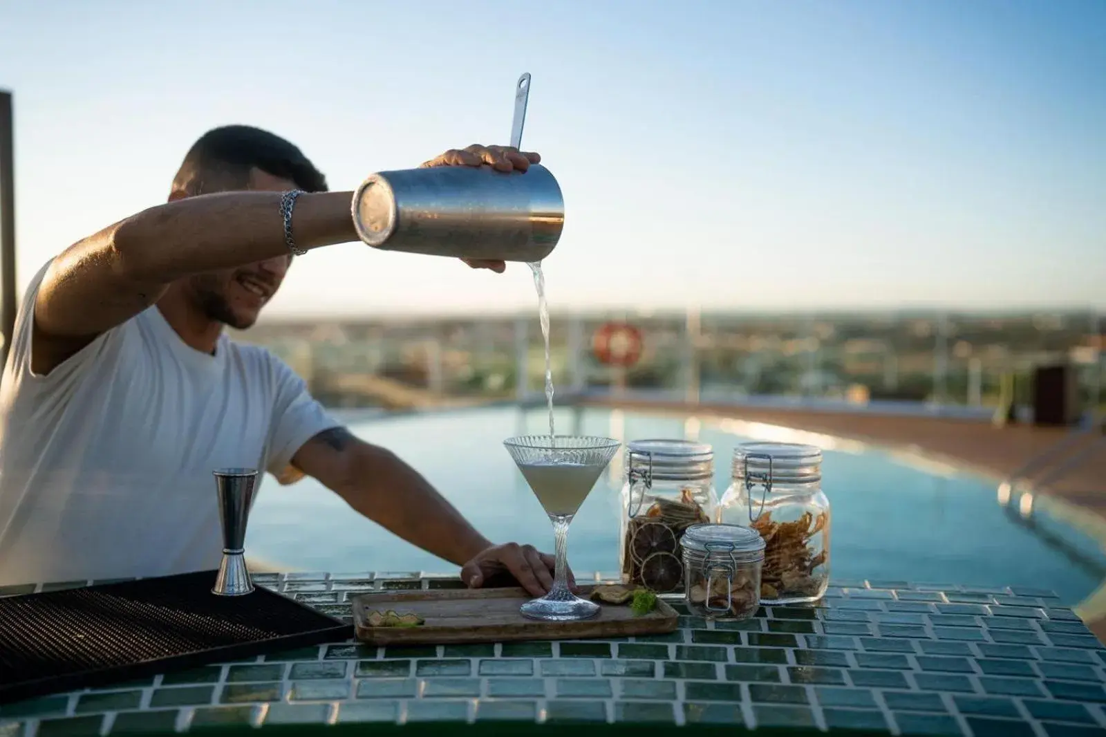 Lounge or bar in Castelo Suites Hotel Lounge or bar in Castelo Suites Hotel