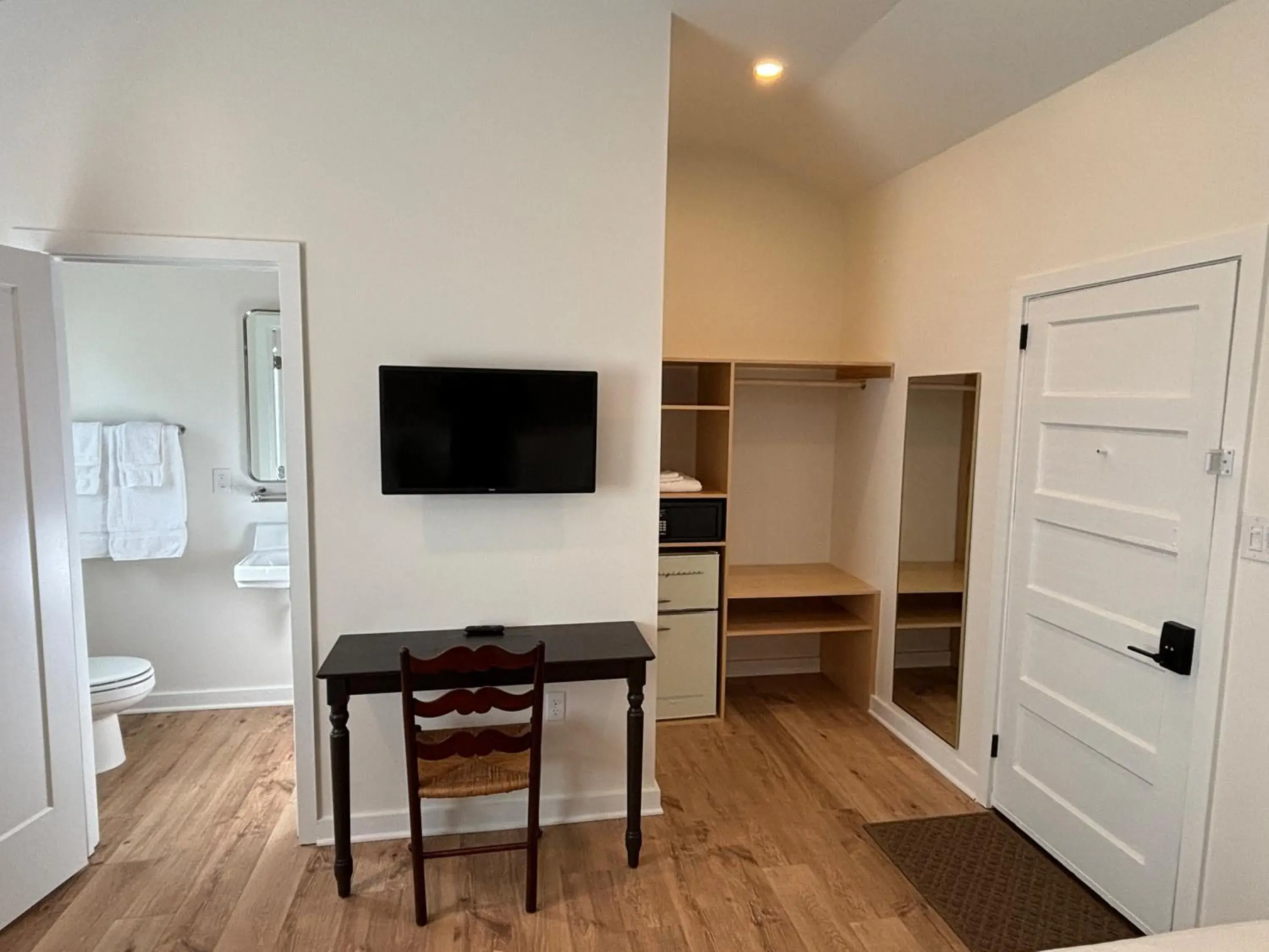 Double Room in Rochambeau Roadside Inn Double Room in Rochambeau Roadside Inn