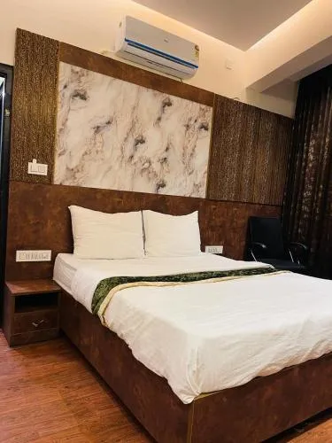 The Taaj Inn