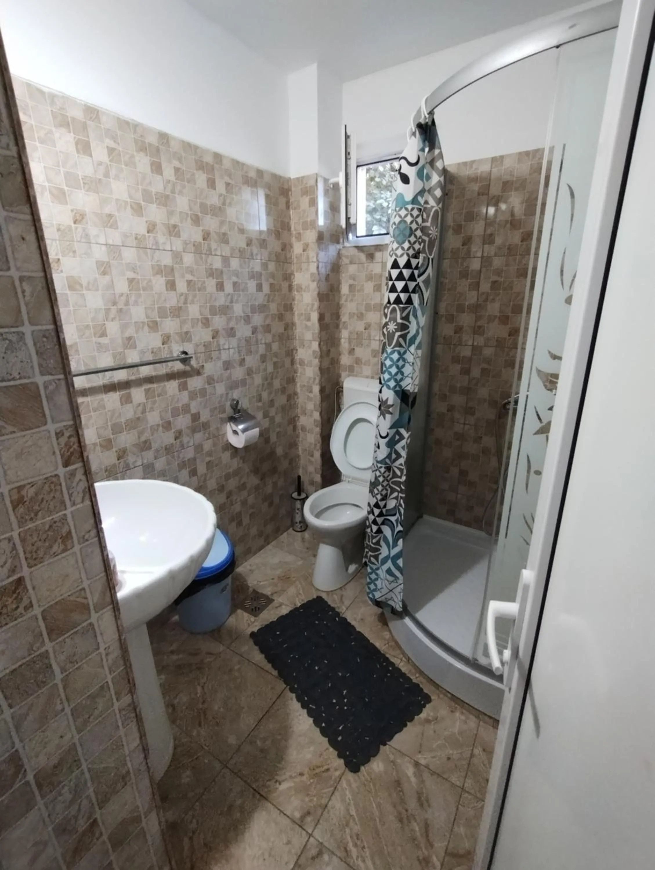 Shower in Casa Aura Costinești