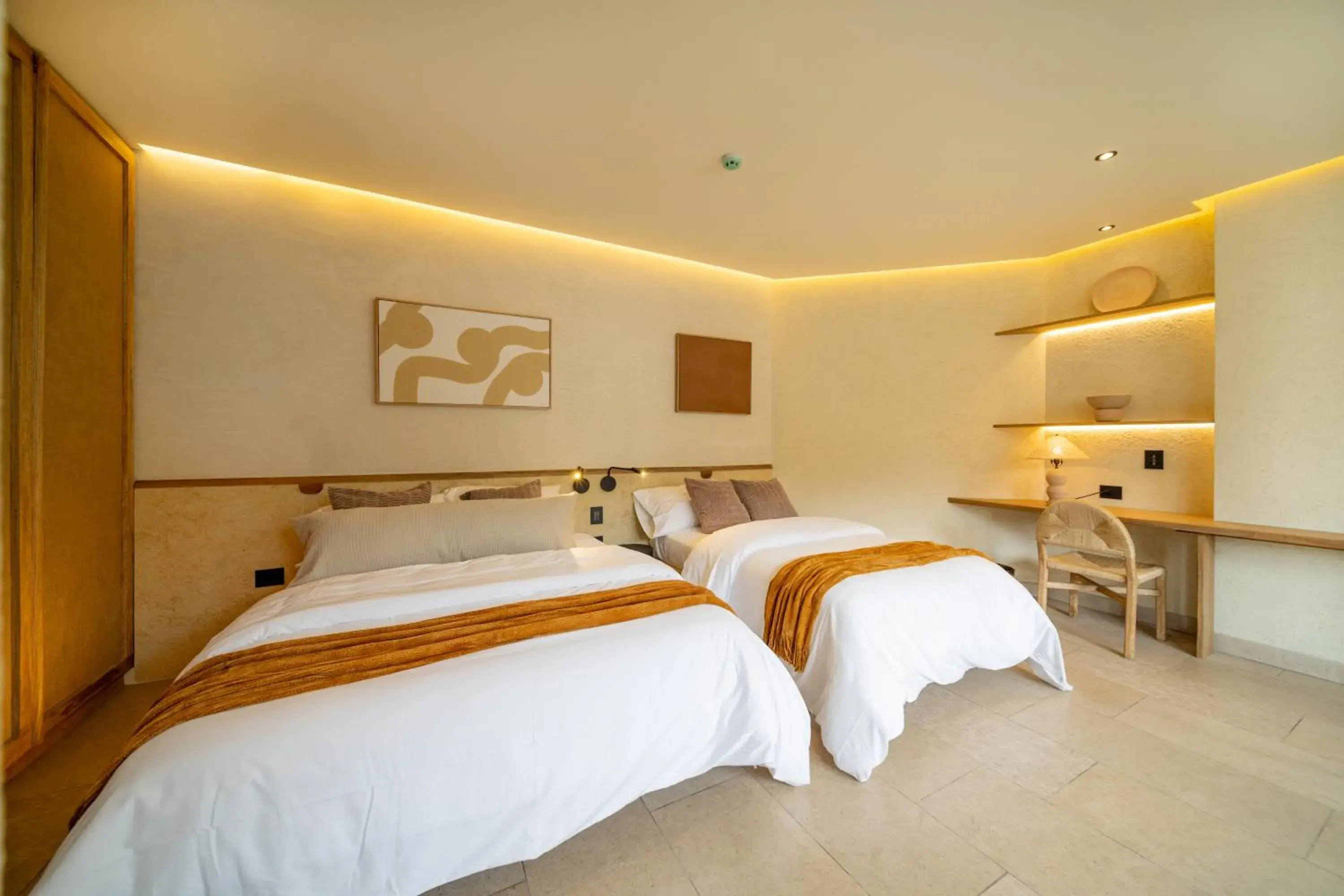 Deluxe Twin Room in Moabi Hotel Deluxe Twin Room in Moabi Hotel