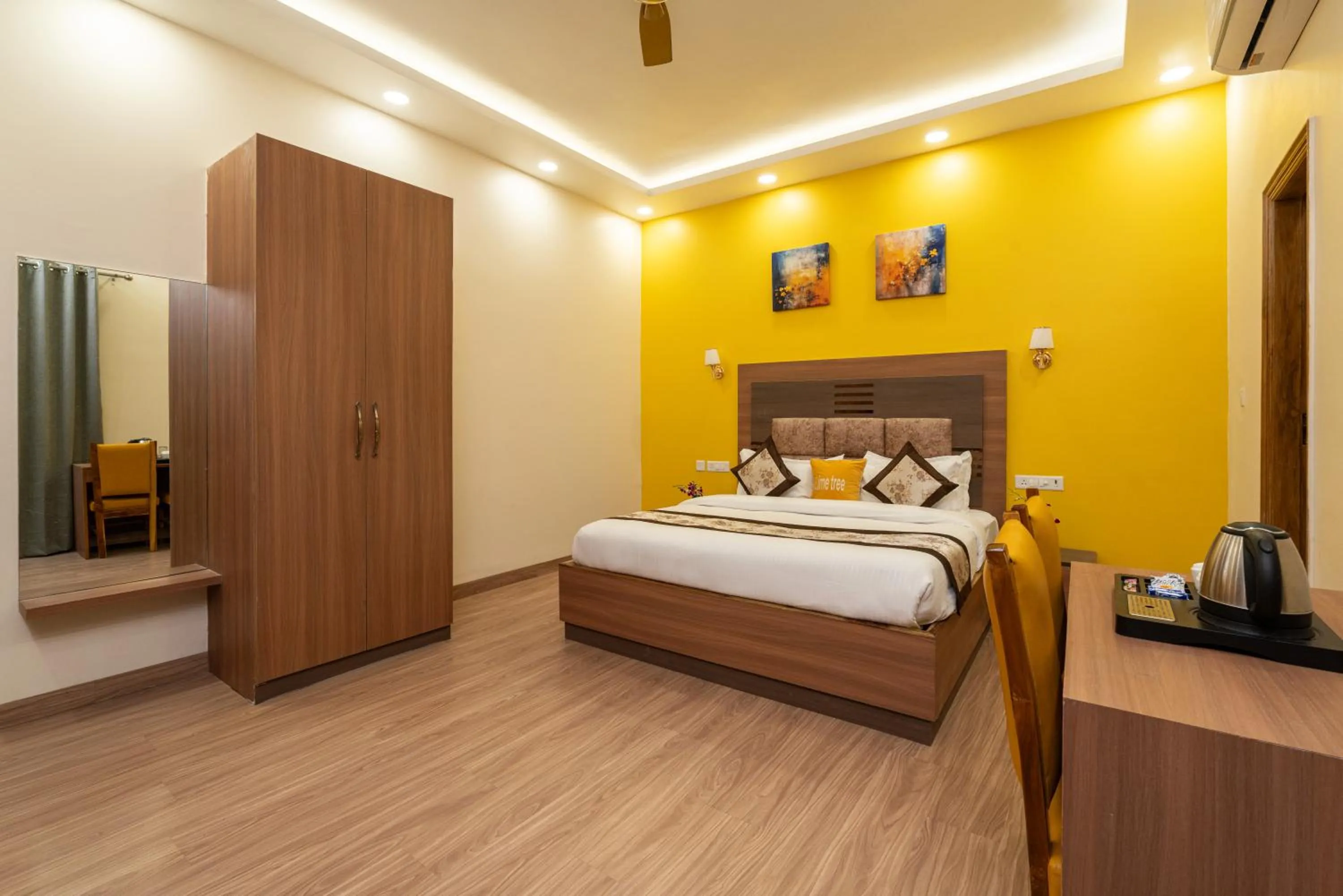 Bed in Lime Tree Hotel & One Bed Room Serviced Apartment - Noida Next to Sector 50 Metro with Party Venue