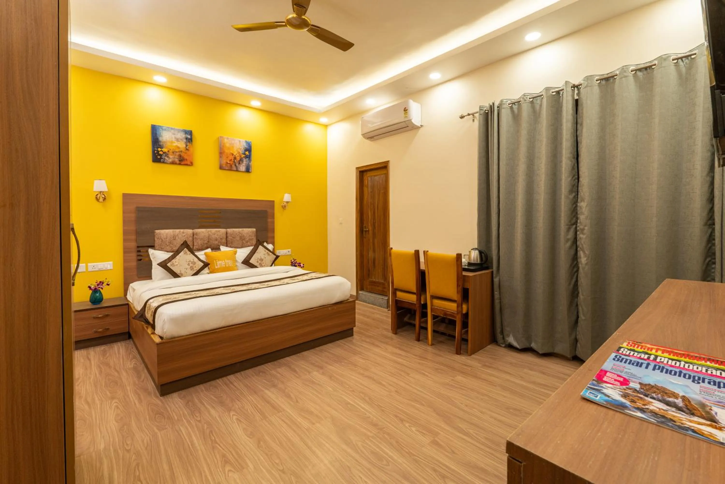 Bed in Lime Tree Hotel & One Bed Room Serviced Apartment - Noida Next to Sector 50 Metro with Party Venue