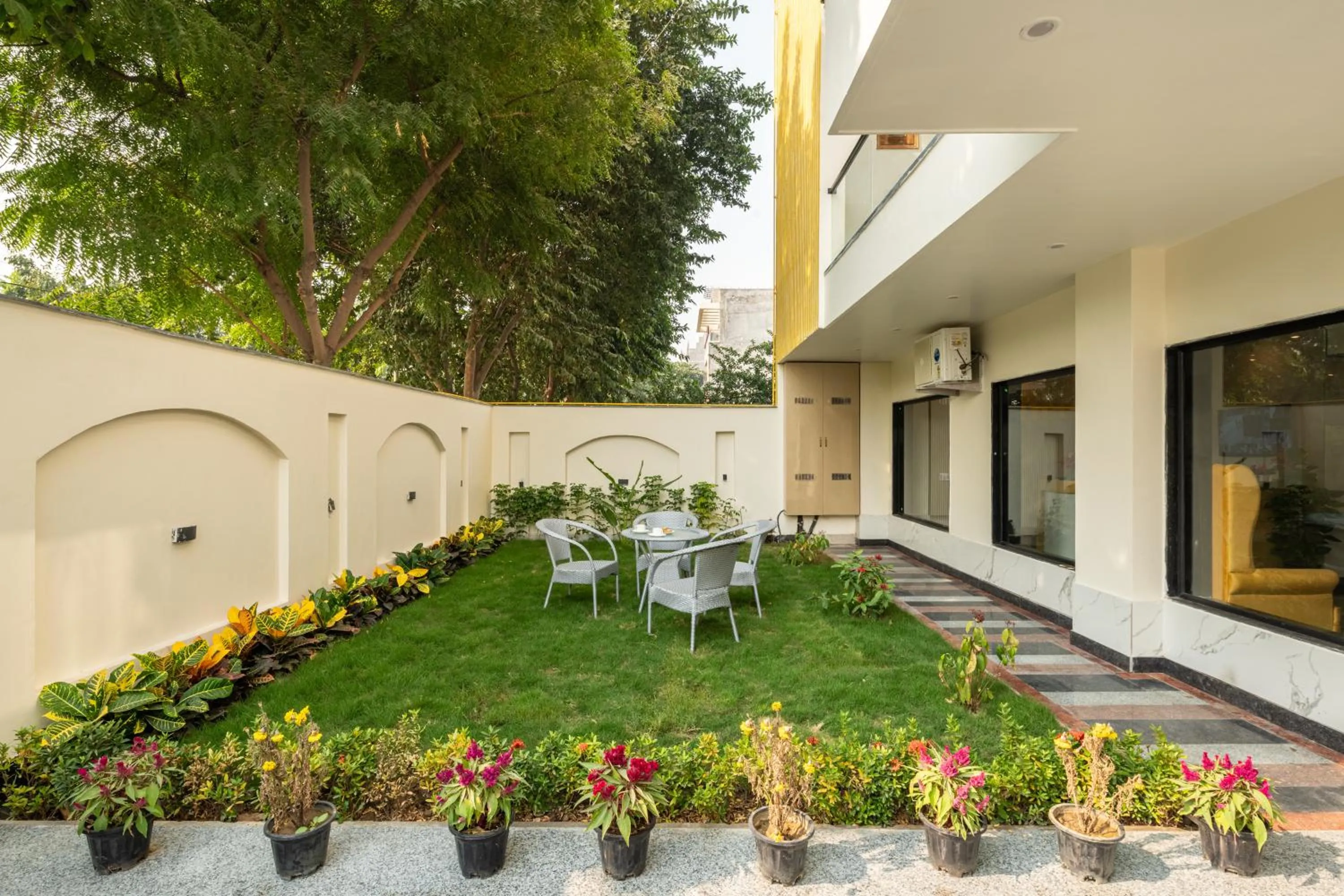 Property building in Lime Tree Hotel & One Bed Room Serviced Apartment - Noida Next to Sector 50 Metro with Party Venue