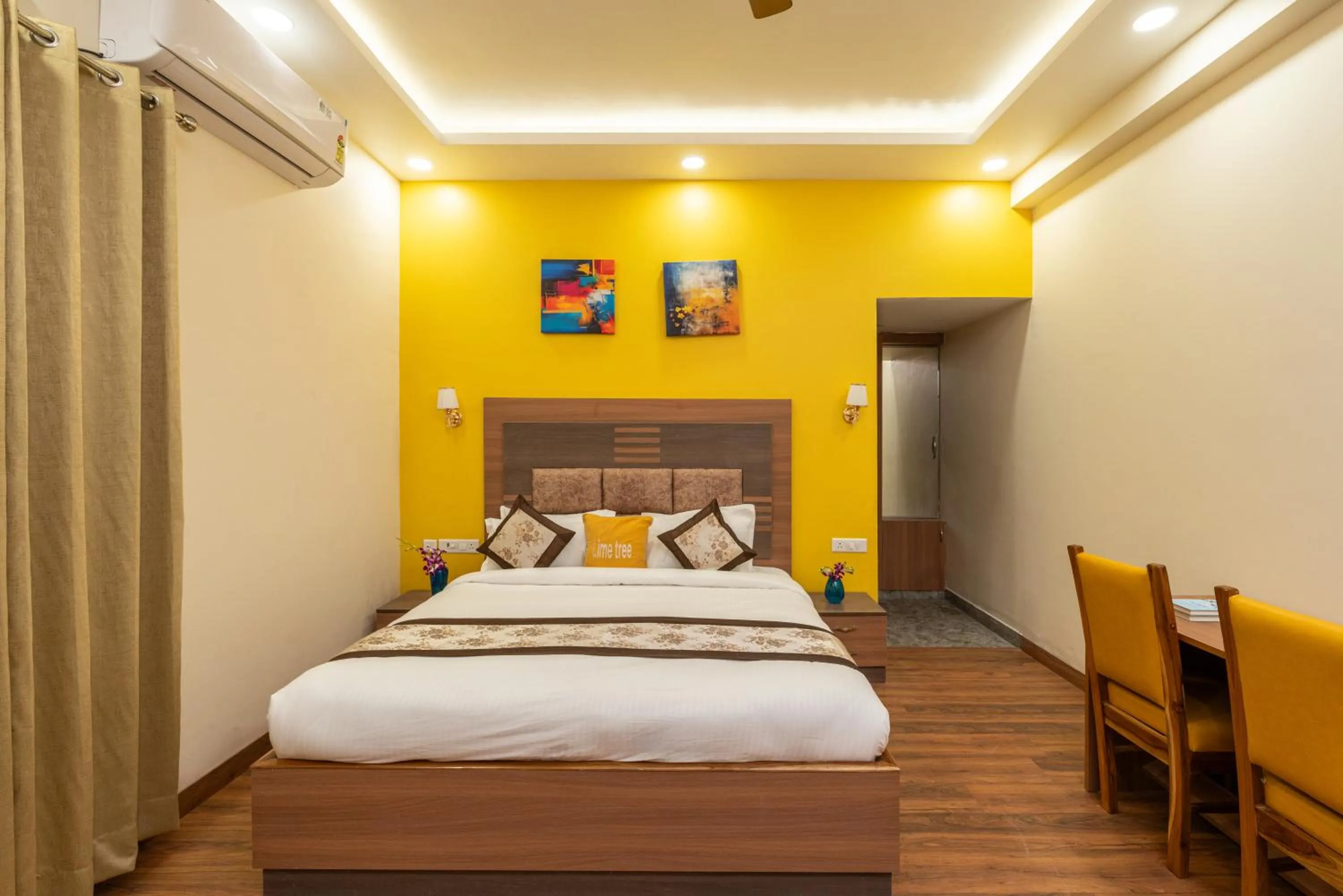 Bed in Lime Tree Hotel & One Bed Room Serviced Apartment - Noida Next to Sector 50 Metro with Party Venue