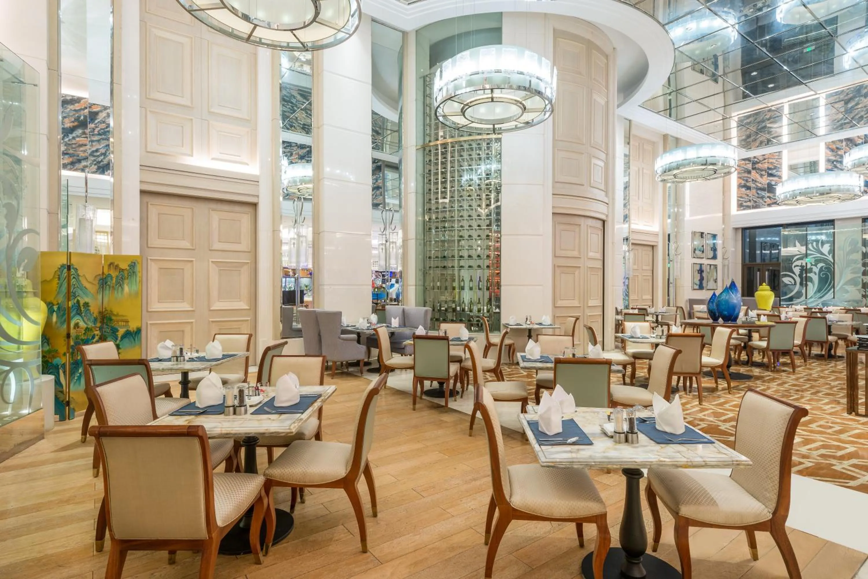 Restaurant/places to eat in Crowne Plaza Guangzhou Zengcheng, an IHG Hotel