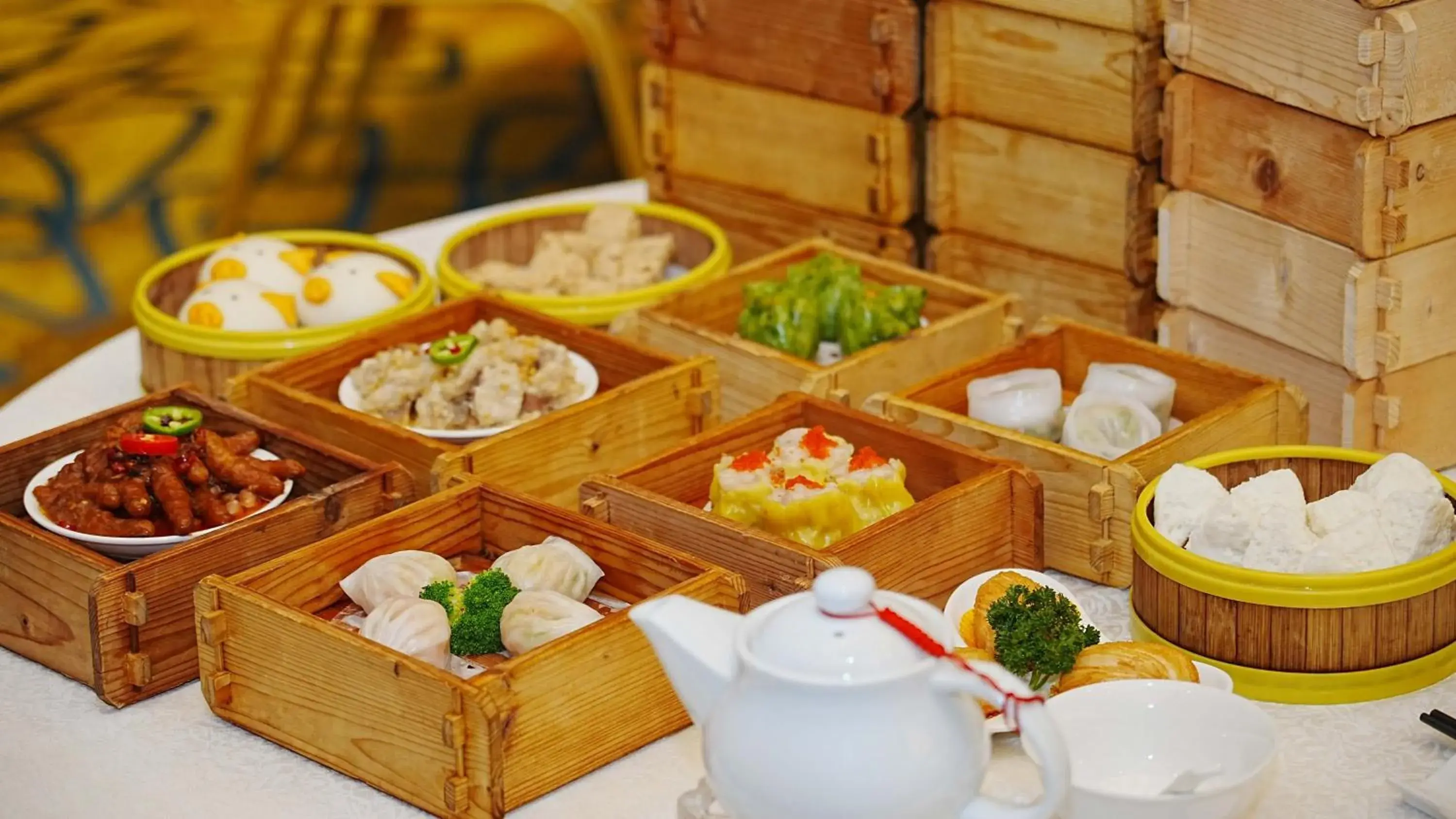 Breakfast, Food in Crowne Plaza Guangzhou Zengcheng, an IHG Hotel